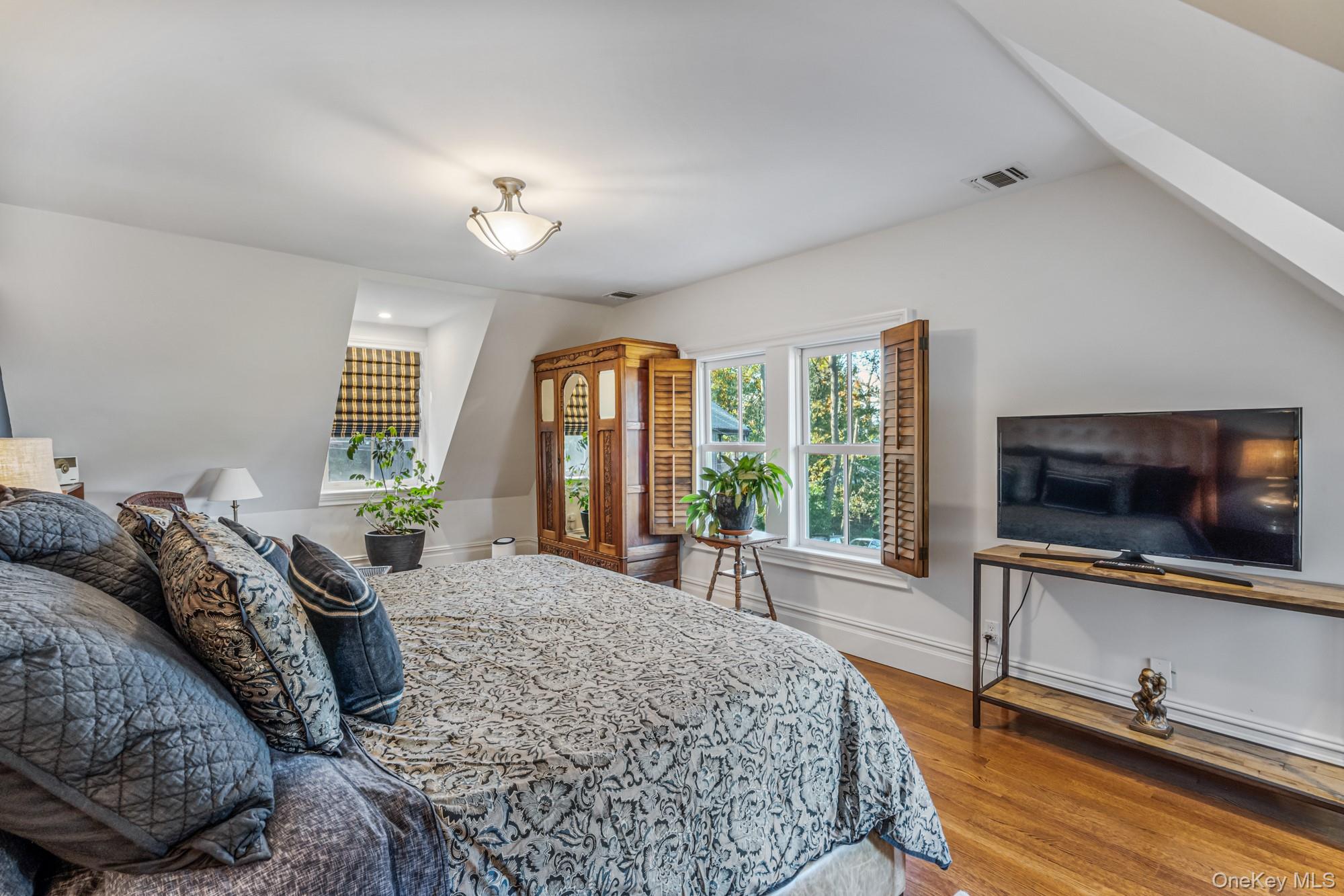 #18 photo, 40 Park Way, 长岛 Sea Cliff , NY 11579