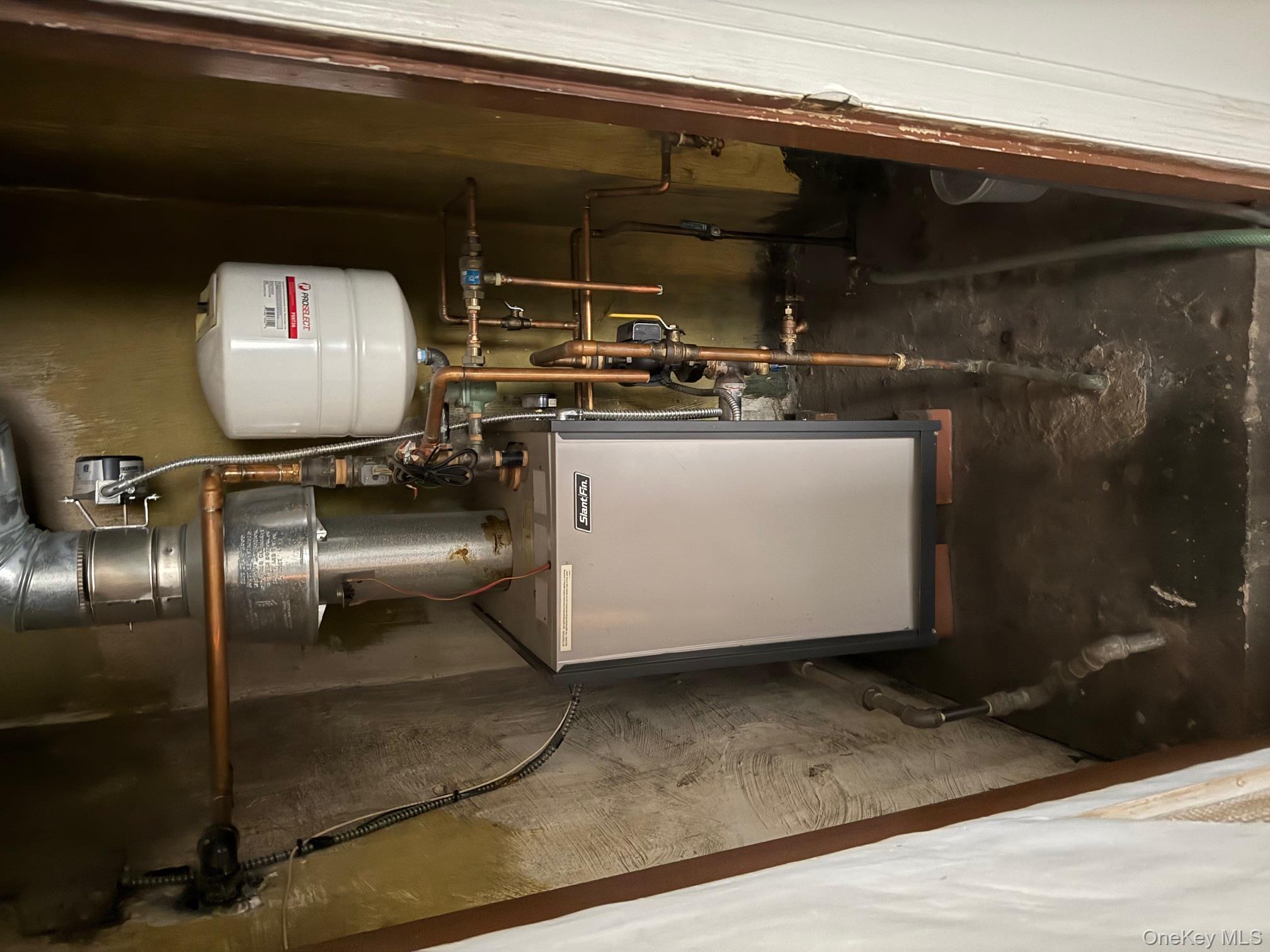 #9 photo, 431 Franklin Avenue, Hewlett , NY 11557