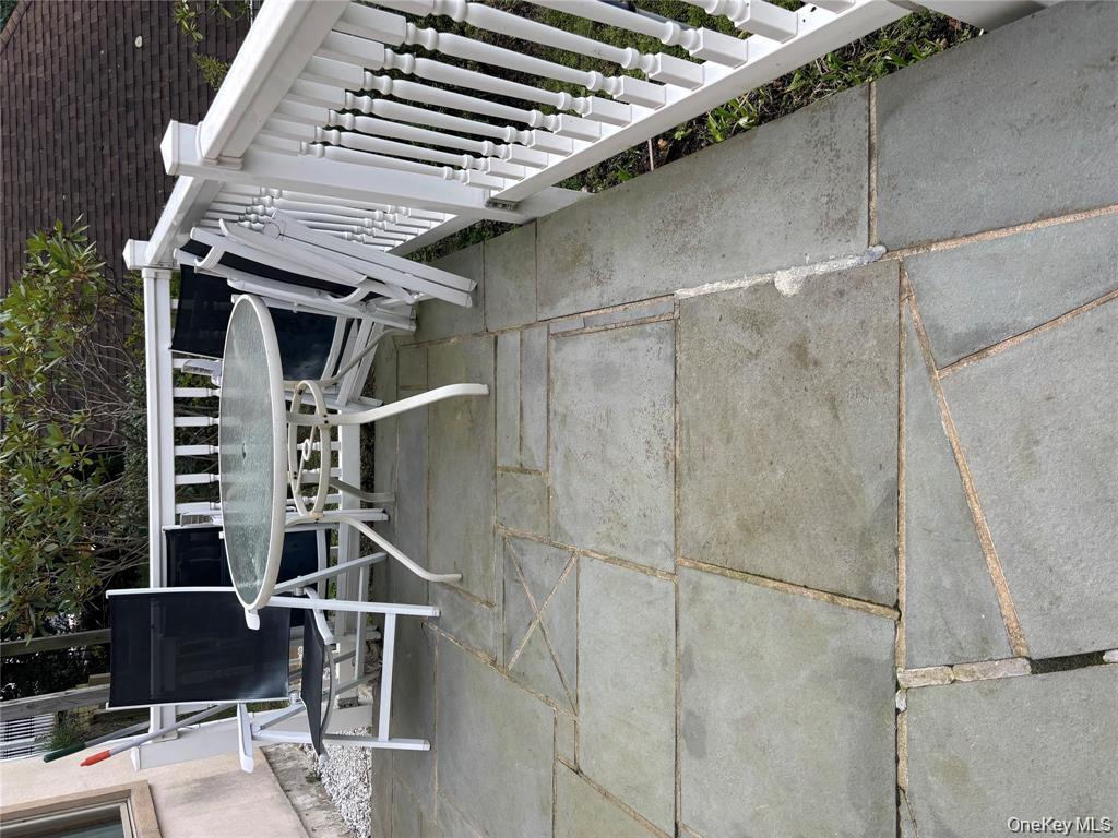 #3 photo, 80 Harbor Beach Road, מחוז סאפוק Miller Place , NY 11764