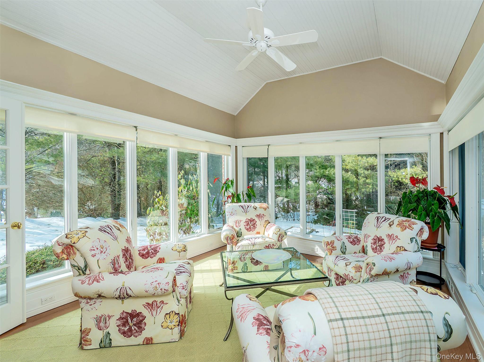 #8 photo, 18 Harriman Drive, מחוז נסאו Port Washington , NY 11050