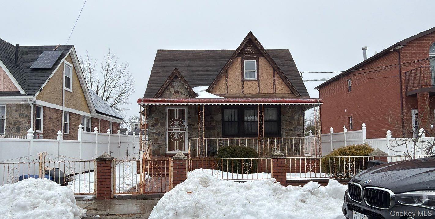 #3 photo, 135-15 220th Place, কুইন্‌স Laurelton , NY 11413