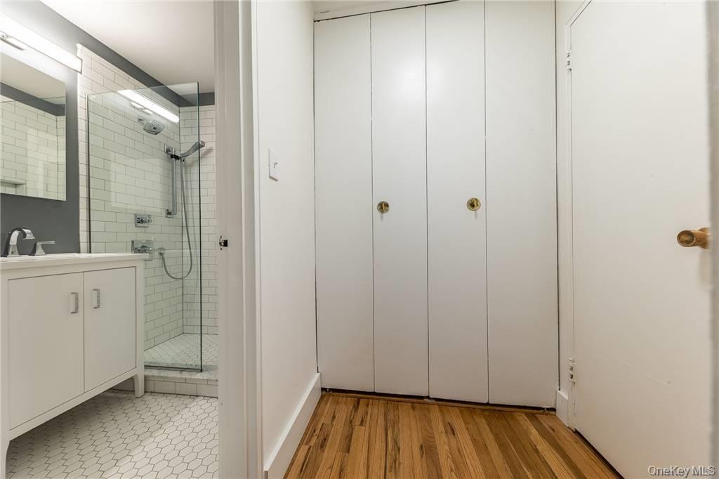 #14 photo, 522 Shore Road, Long Beach , NY 11561