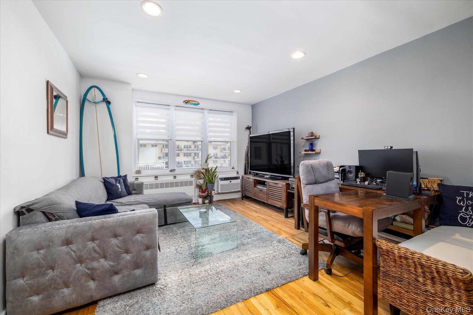 #2 photo, 522 Shore Road, Long Beach , NY 11561