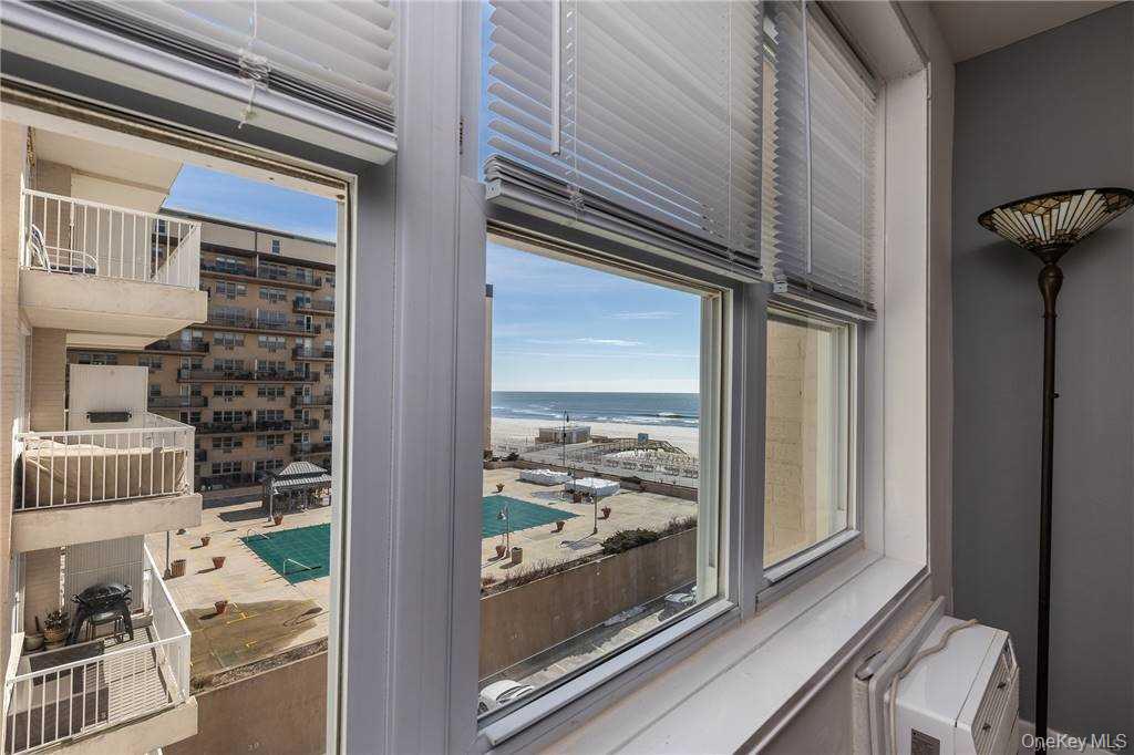 #7 photo, 522 Shore Road, Long Beach , NY 11561