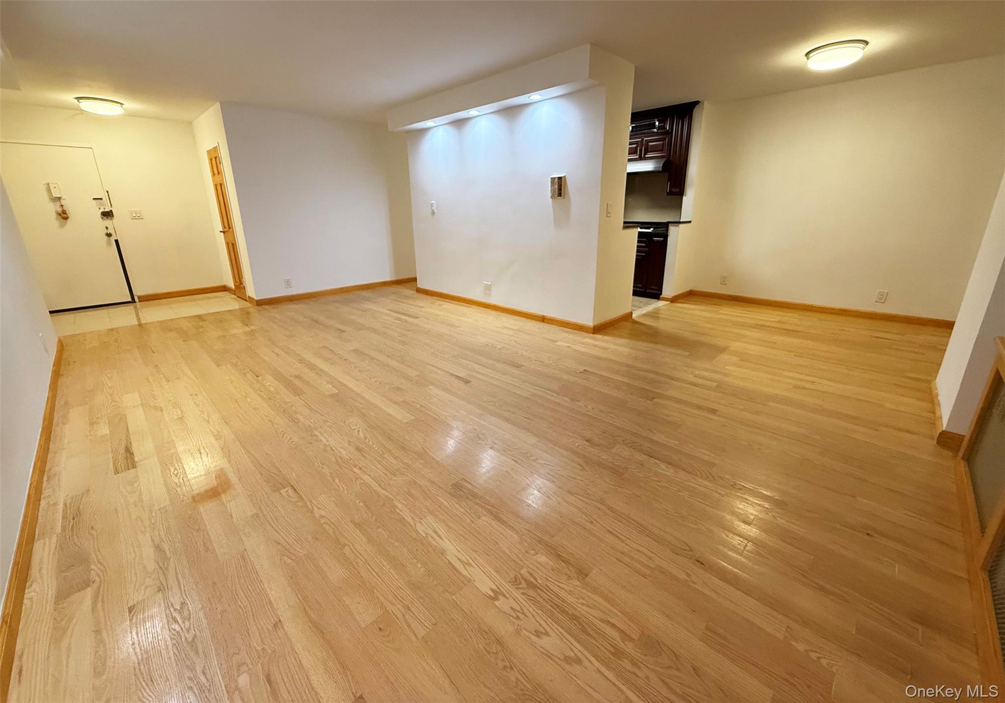 #6 photo, 4310 Kissena Boulevard, Flushing , NY 11355