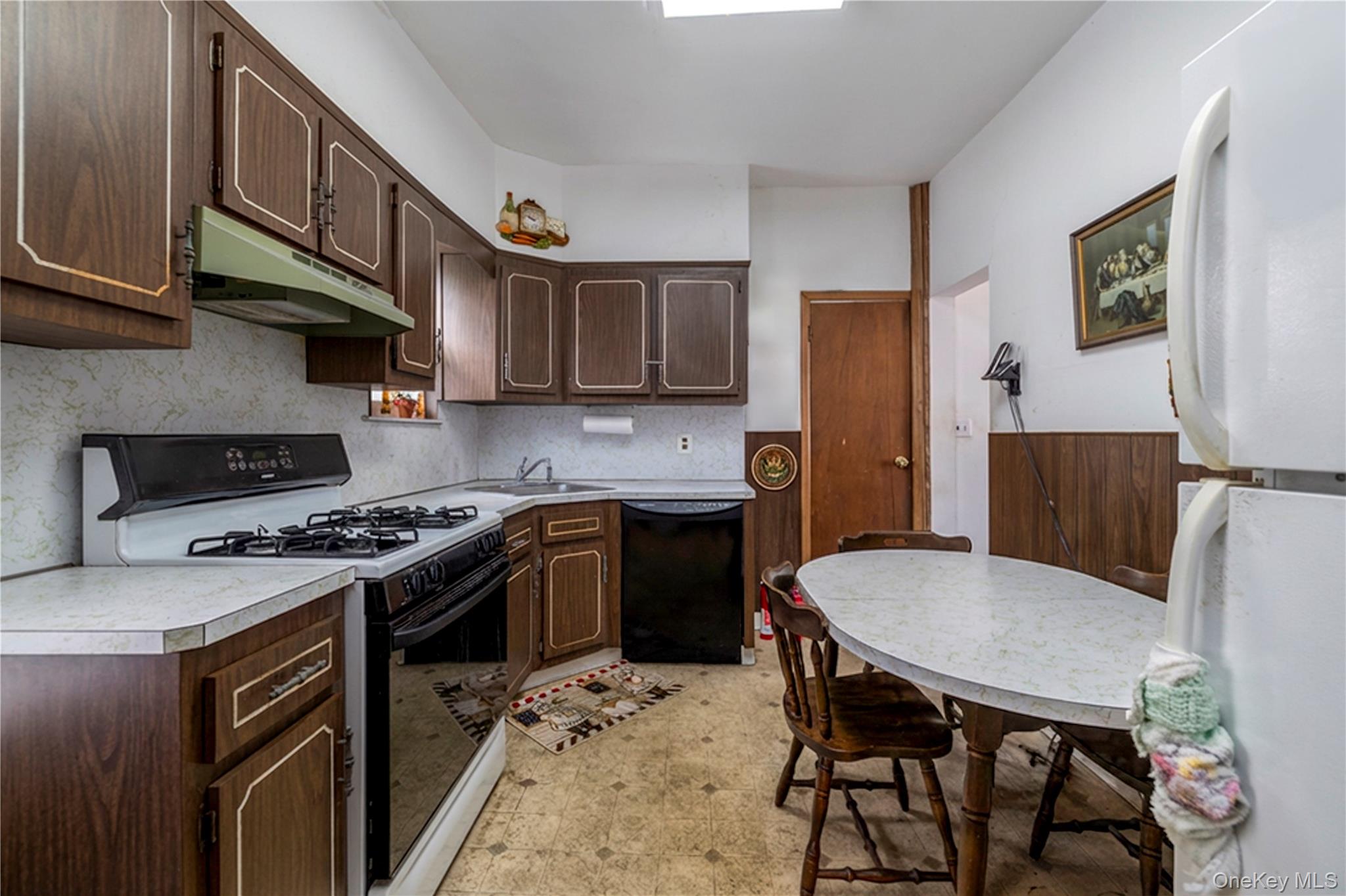 #8 photo, 21 Washington Avenue, নাসাউ কাউন্টি Lynbrook , NY 11563