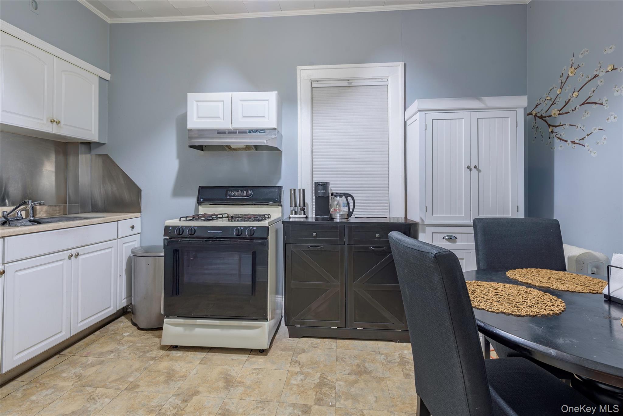 #13 photo, 1060 Midland Street, Uniondale , NY 11553