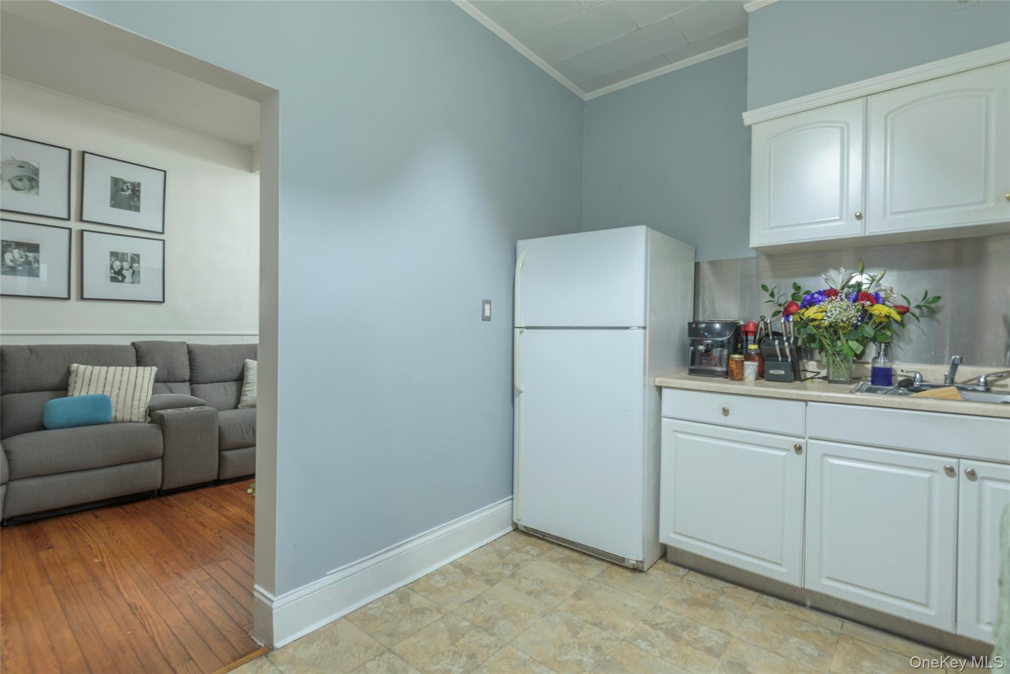 #14 photo, 1060 Midland Street, Uniondale , NY 11553