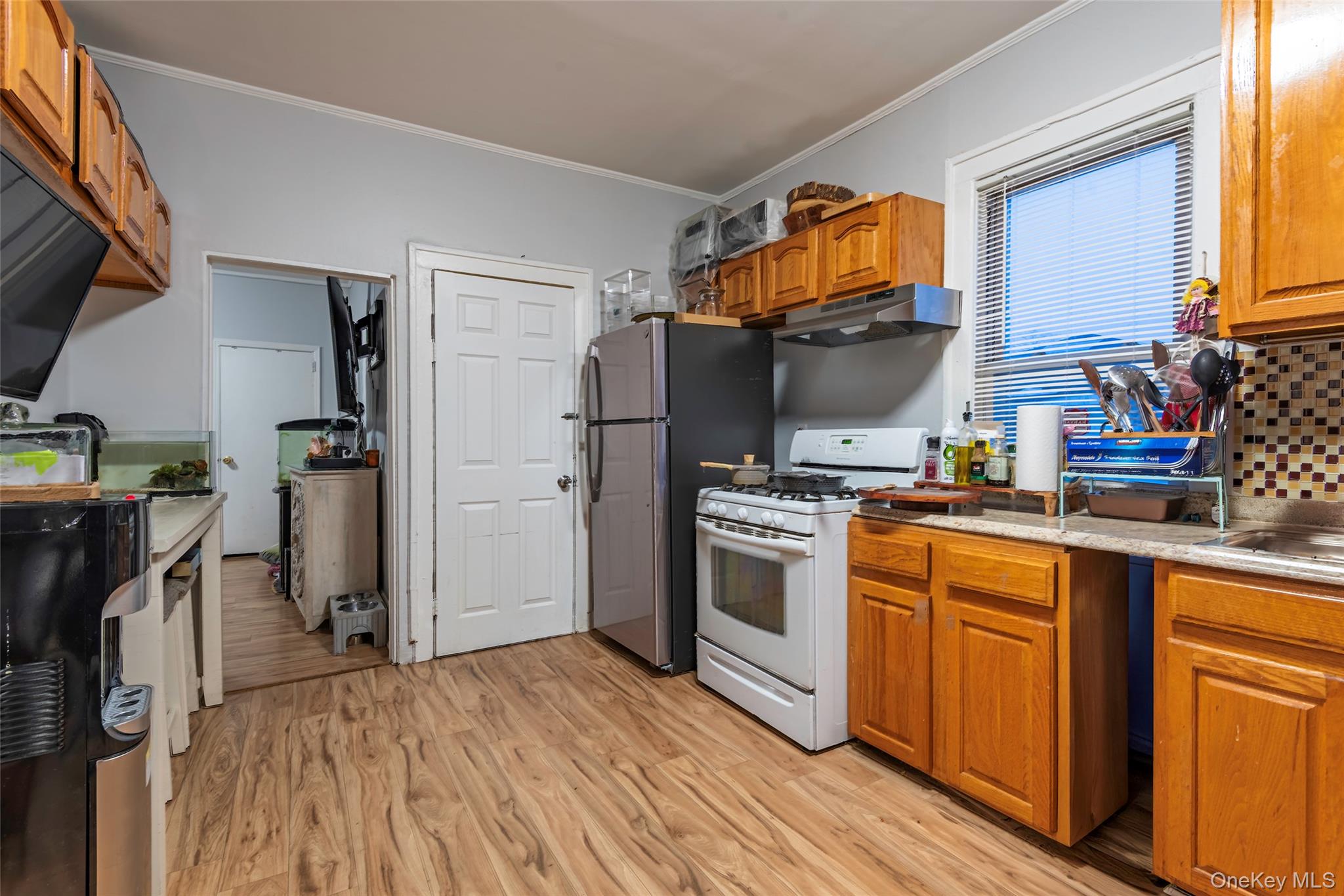 #4 photo, 1060 Midland Street, Uniondale , NY 11553