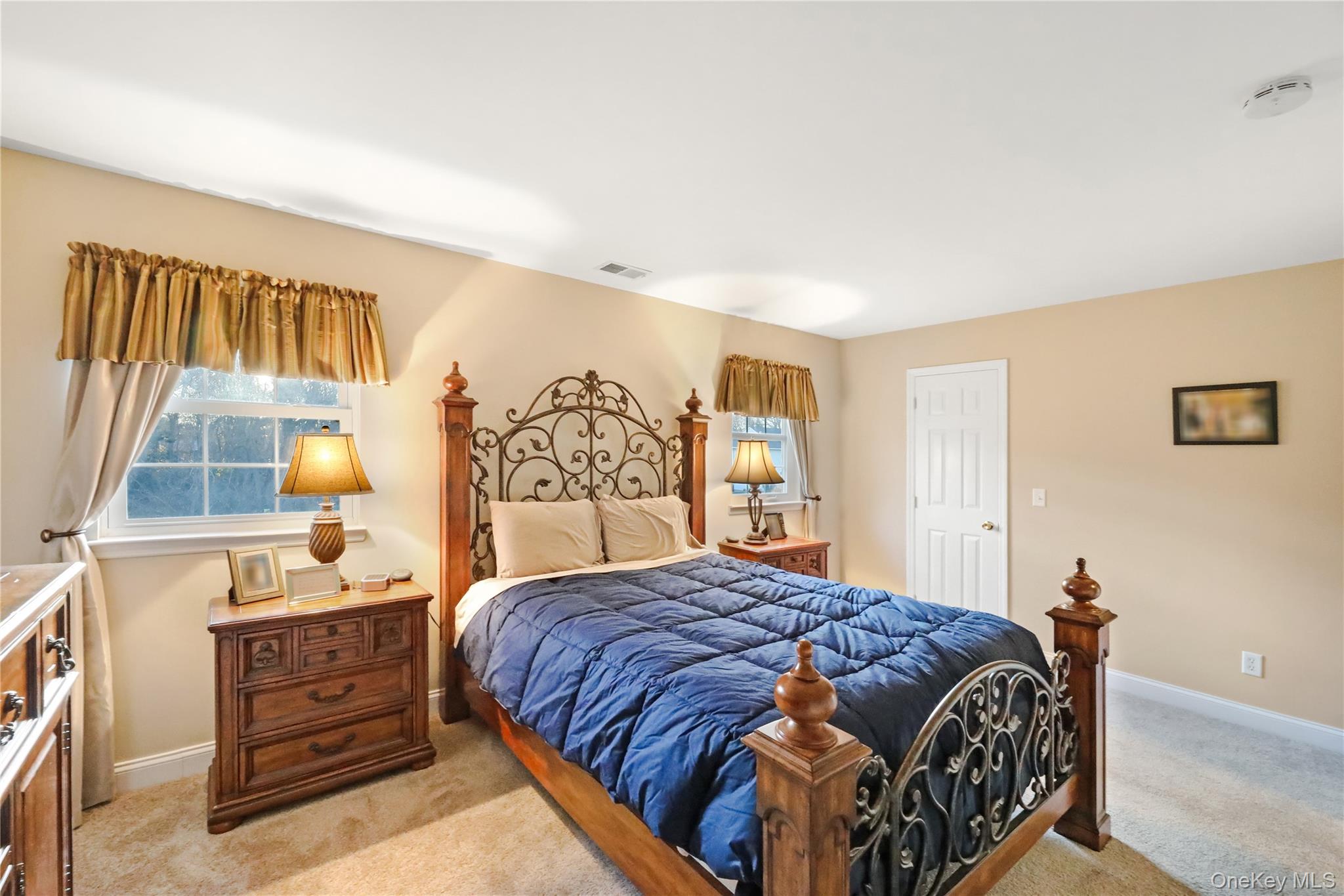 #14 photo, 70 Strawberry Commons, Riverhead , NY 11901