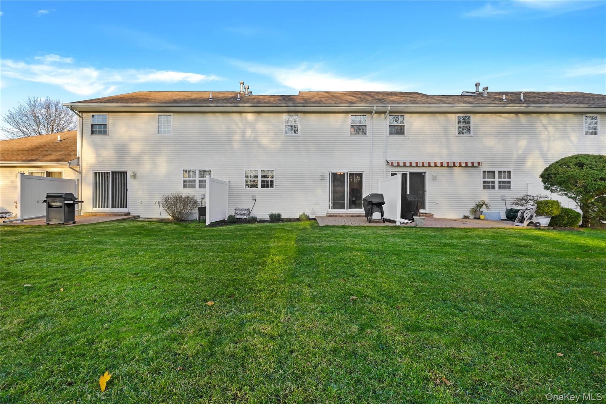 #20 photo, 70 Strawberry Commons, Riverhead , NY 11901