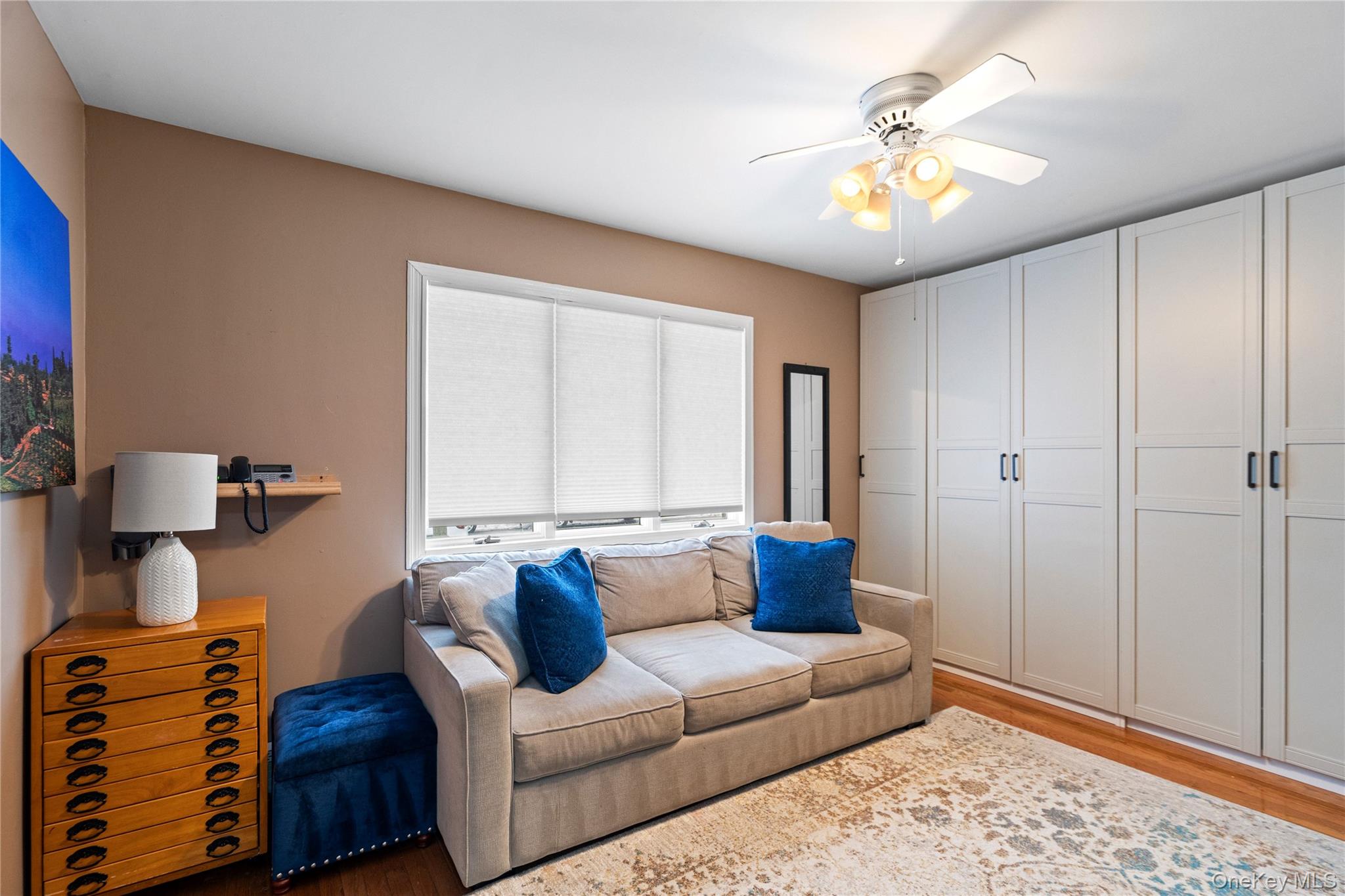 #13 photo, 11 W Hitchcock Avenue, Floral Park , NY 11001