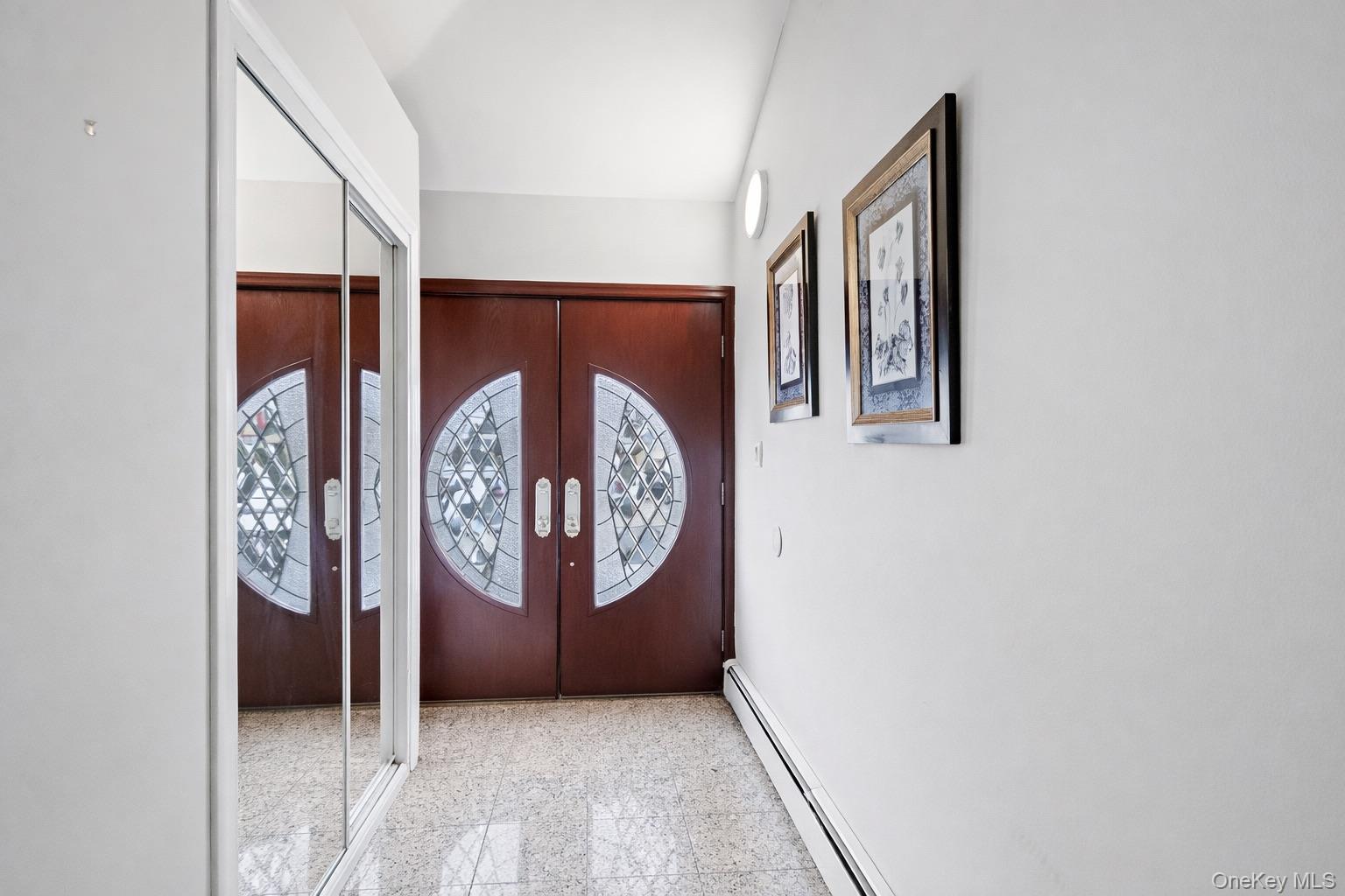 #15 photo, 11 W Hitchcock Avenue, Floral Park , NY 11001