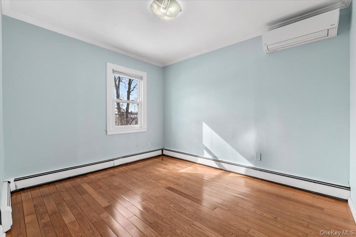 #14 photo, 4316 249th Street, কুইন্‌স Little Neck , NY 11363