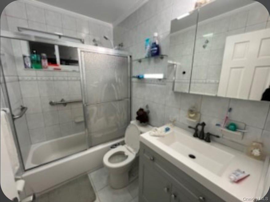 #7 photo, 82 Clark Street, West Babylon , NY 11704