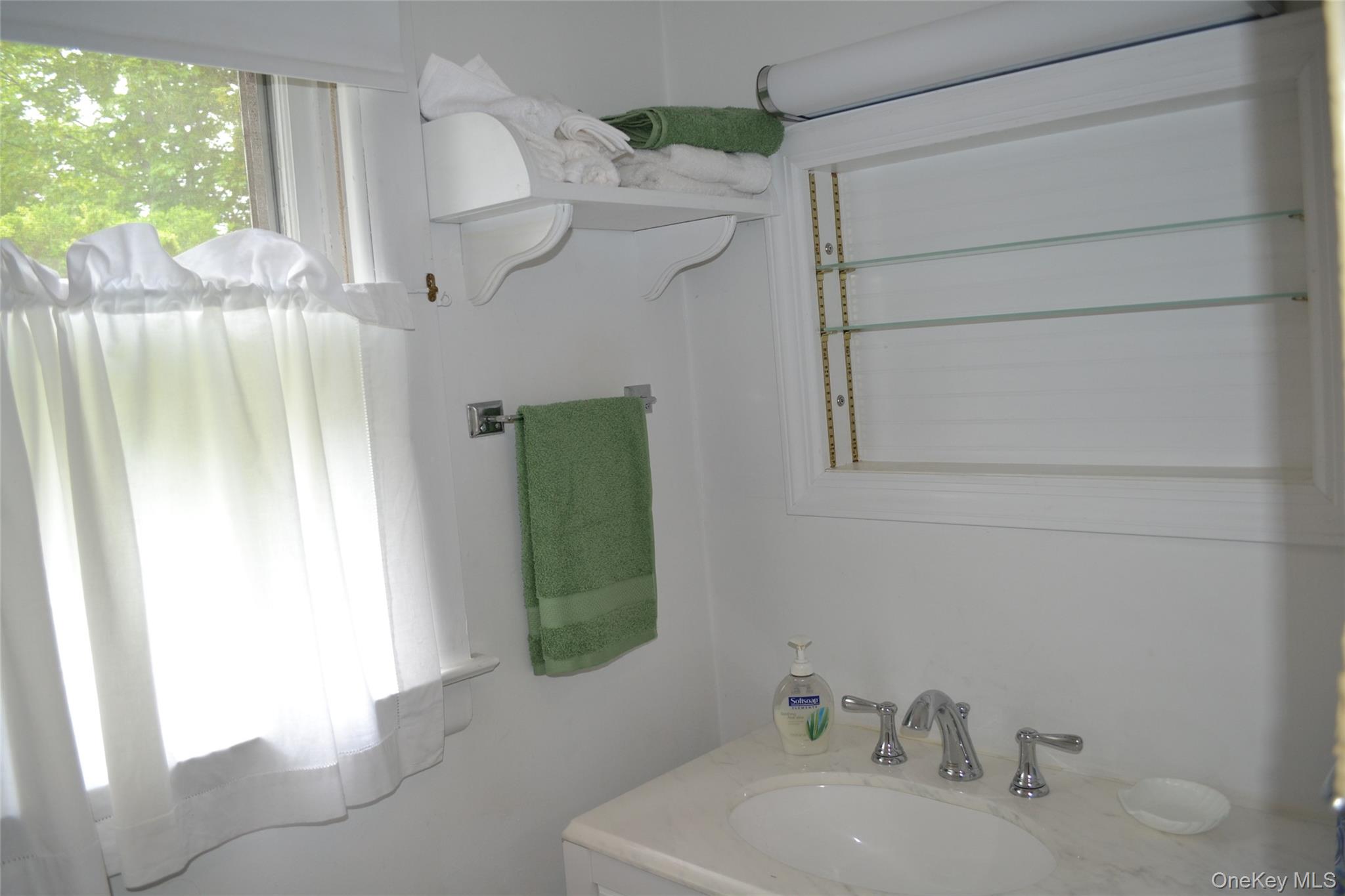 #12 photo, 34A Sag Harbor Road, 롱 아일랜드 East Hampton , NY 11937