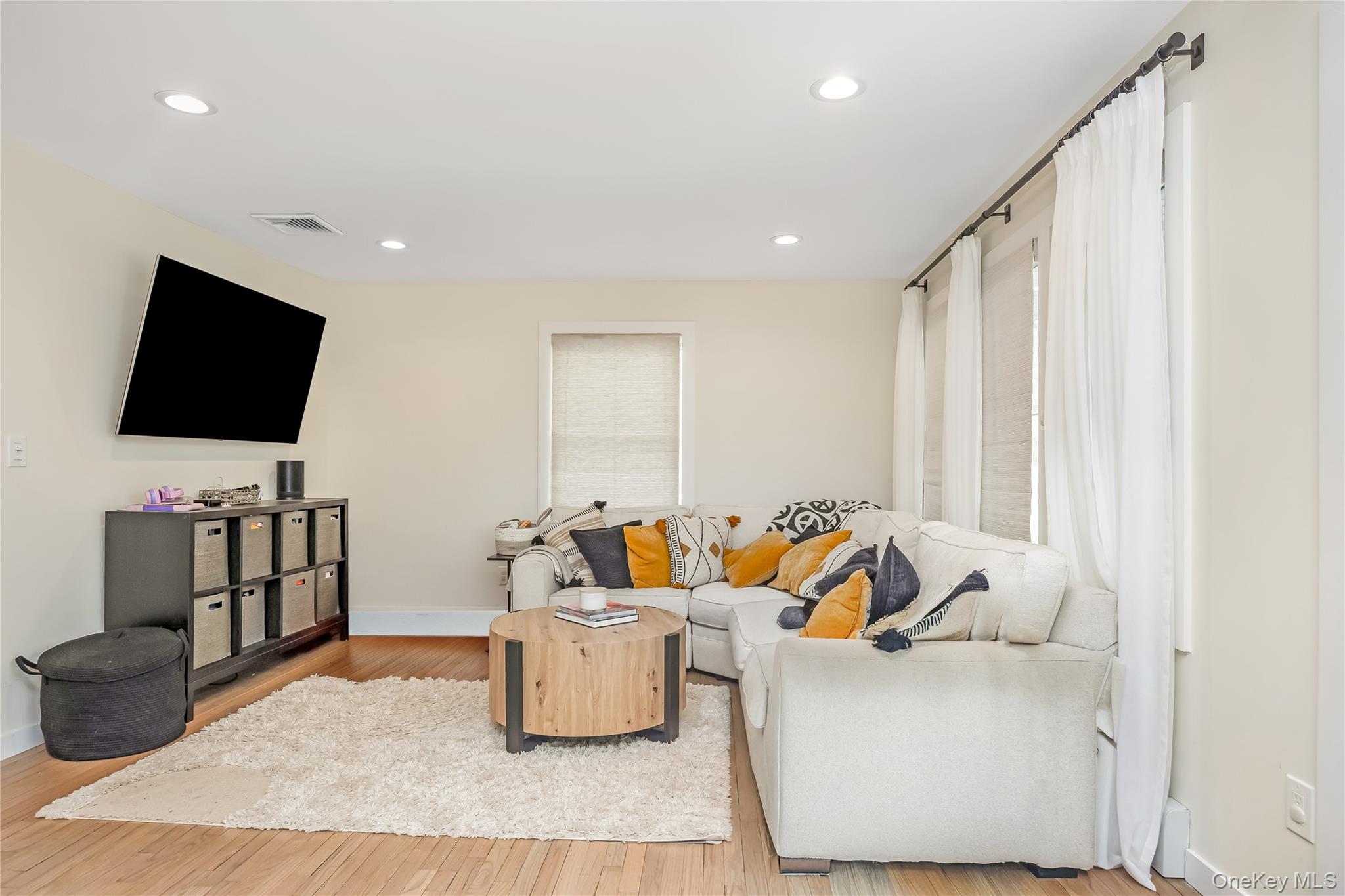 #3 photo, 48 McKinley Street, Massapequa Park , NY 11762