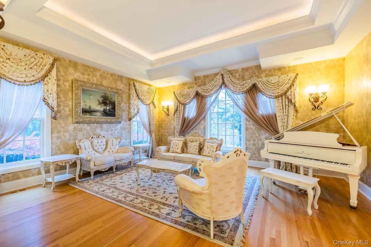 #14 photo, 5 Westgate Road, Muttontown , NY 11791