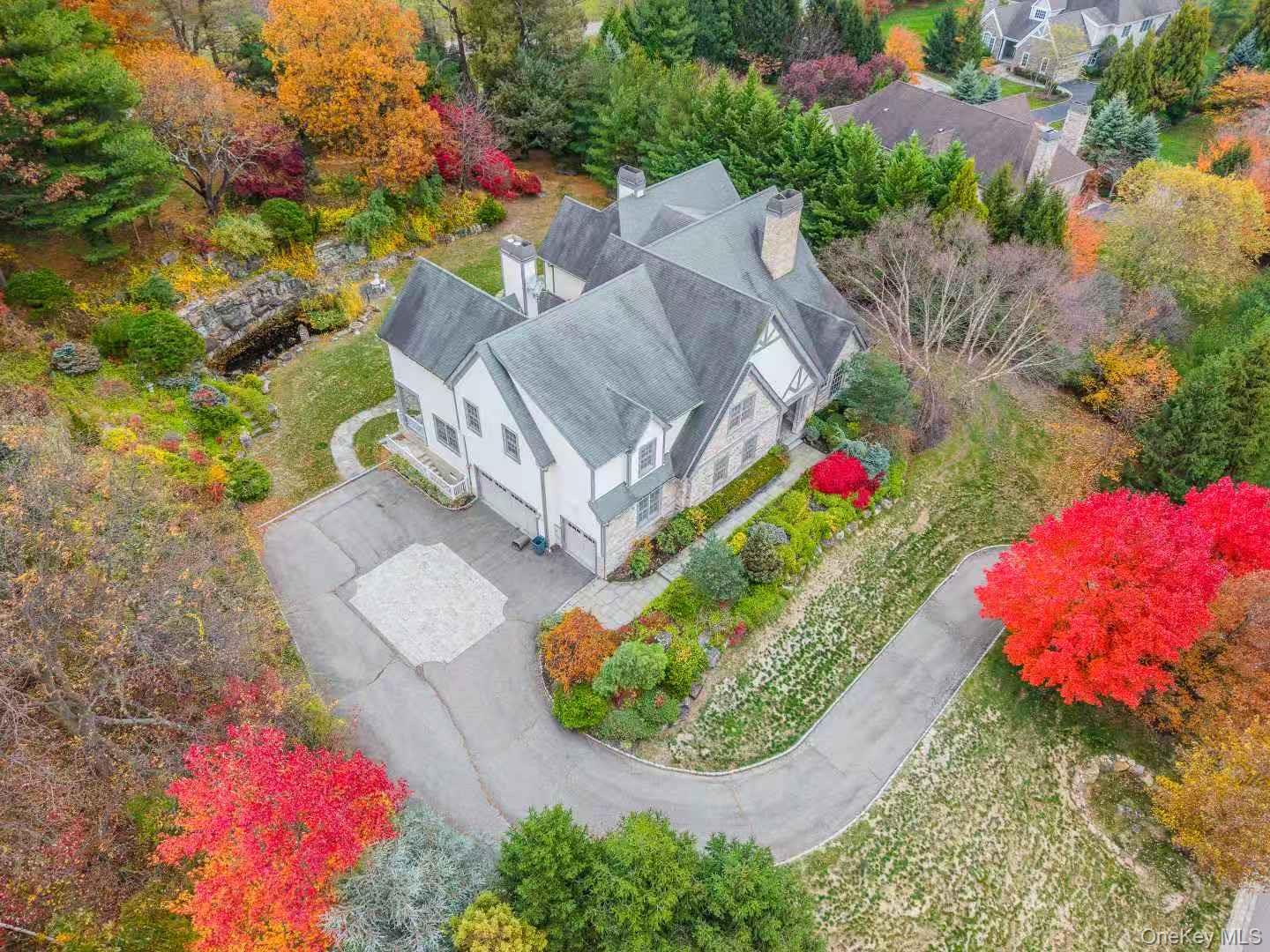 #2 photo, 5 Westgate Road, Muttontown , NY 11791