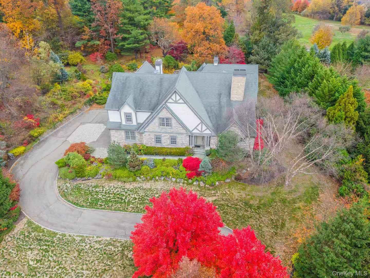 #3 photo, 5 Westgate Road, Muttontown , NY 11791