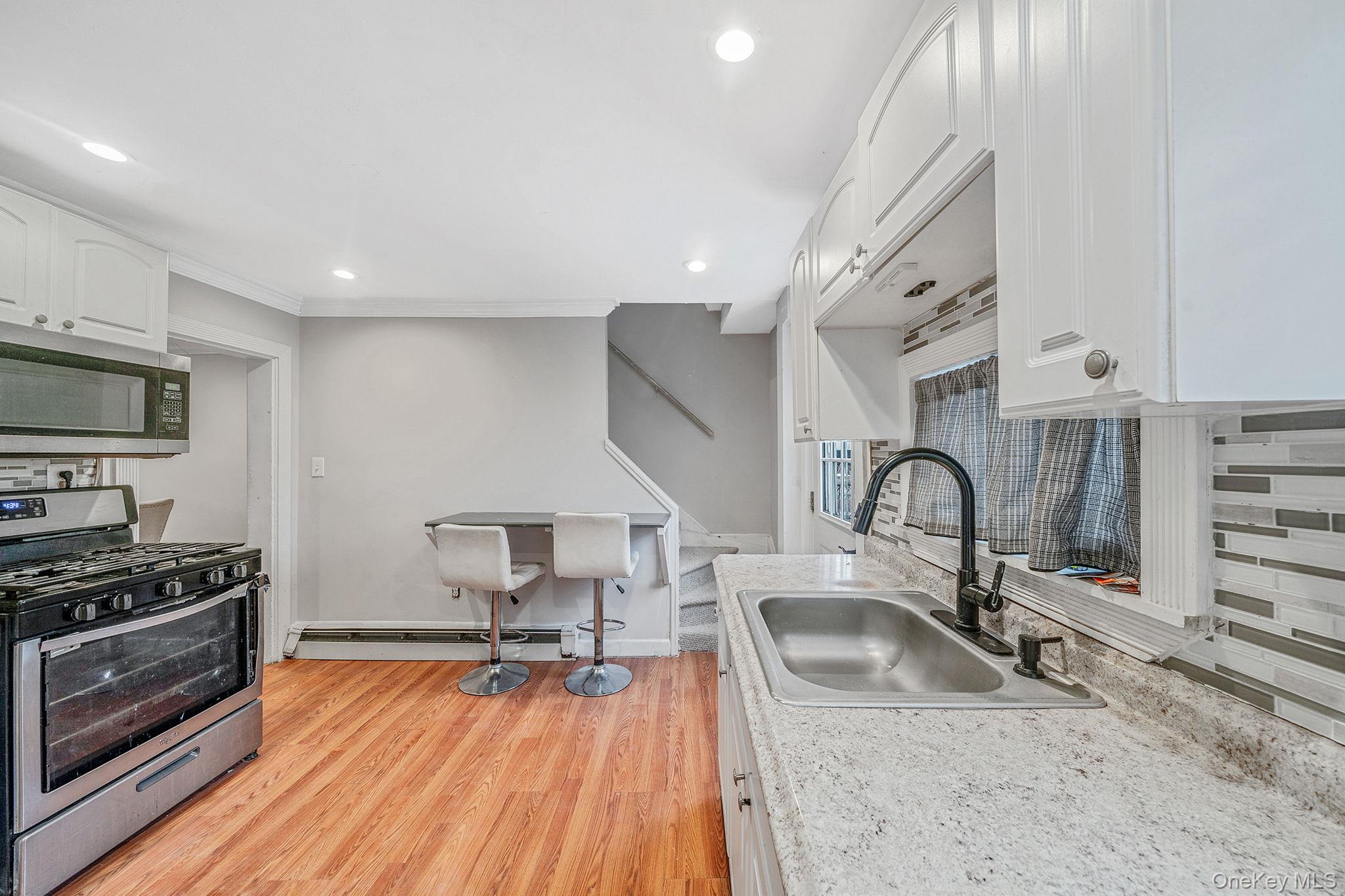 #17 photo, 49 Main Street, West Sayville , NY 11796