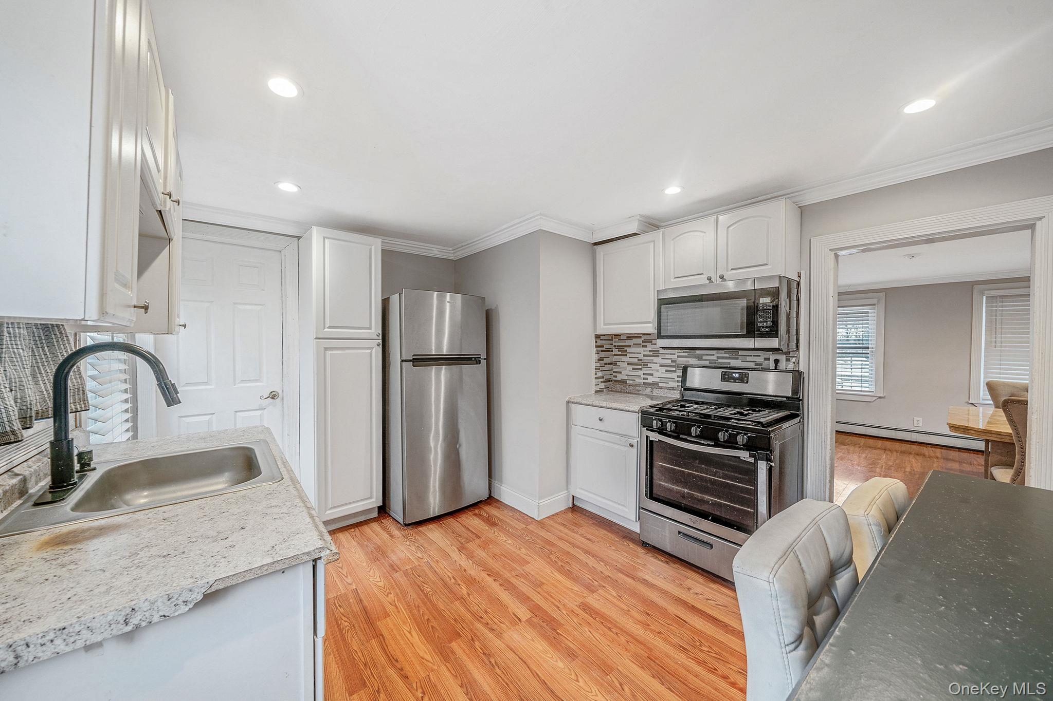 #19 photo, 49 Main Street, West Sayville , NY 11796