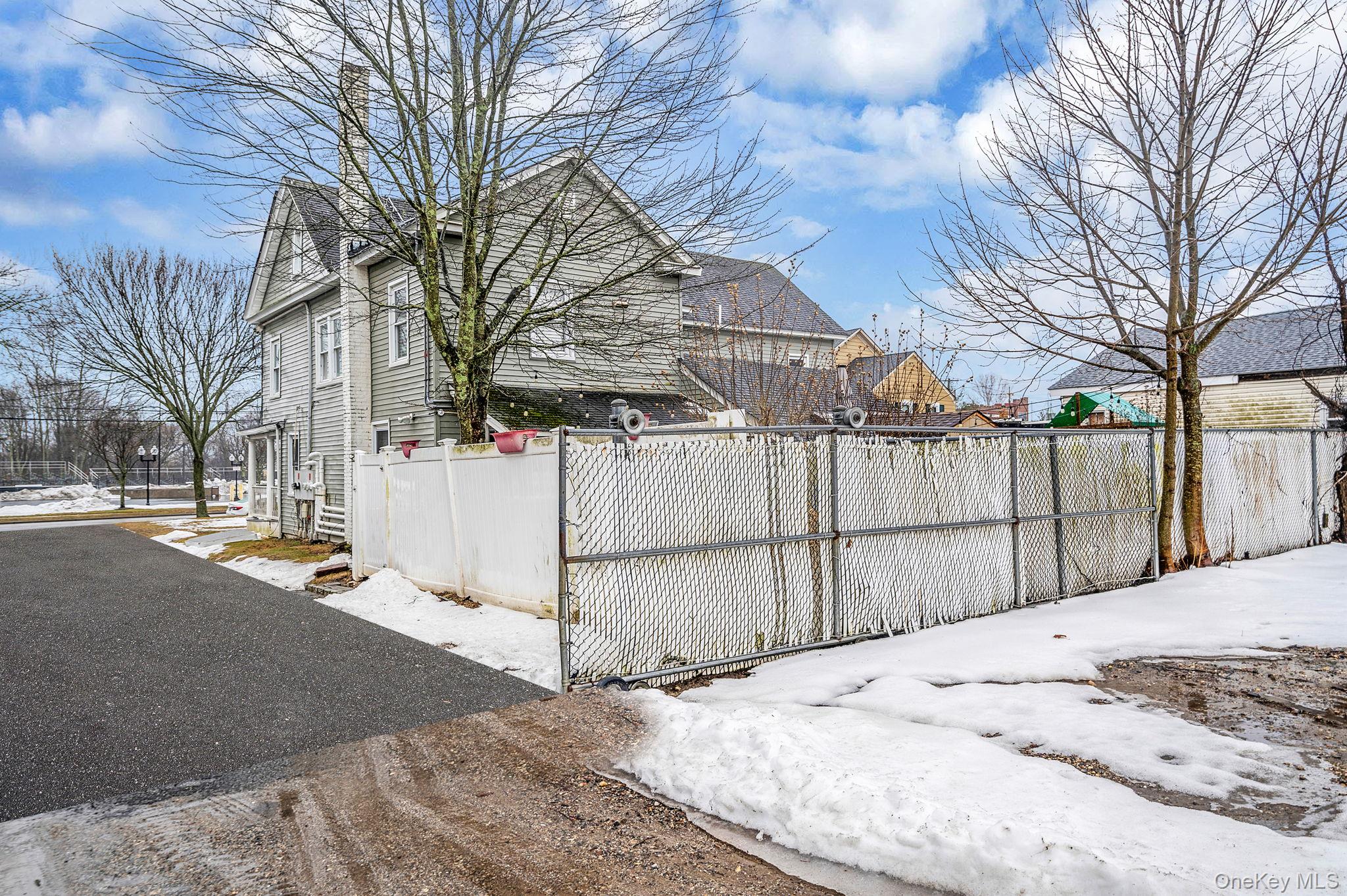 #9 photo, 49 Main Street, West Sayville , NY 11796