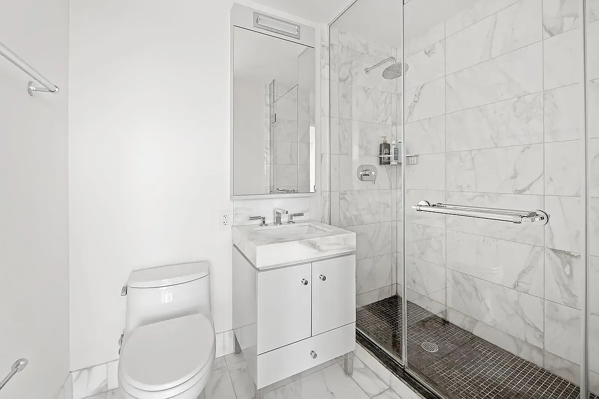 #7 photo, New York City, Hell's Kitchen , NY 10036