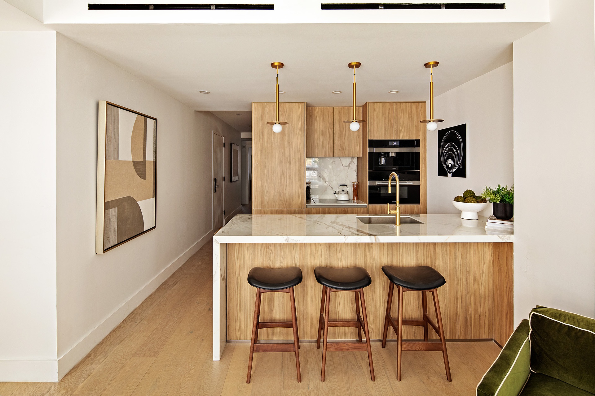 #3 photo, 21 W 17th Street, Flatiron , NY 10011