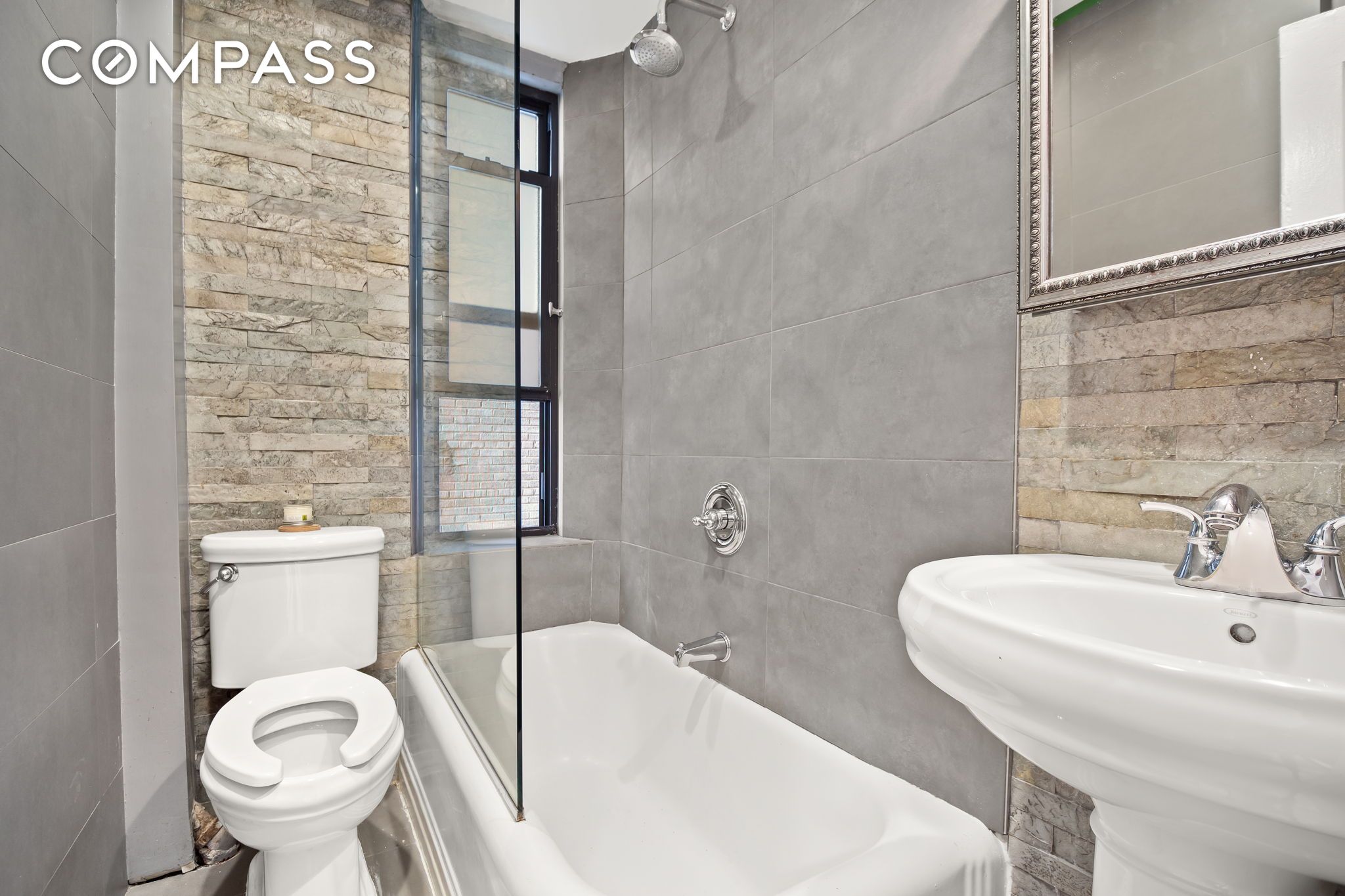 #6 photo, 305 W 72nd Street, Upper West Side , NY 10023