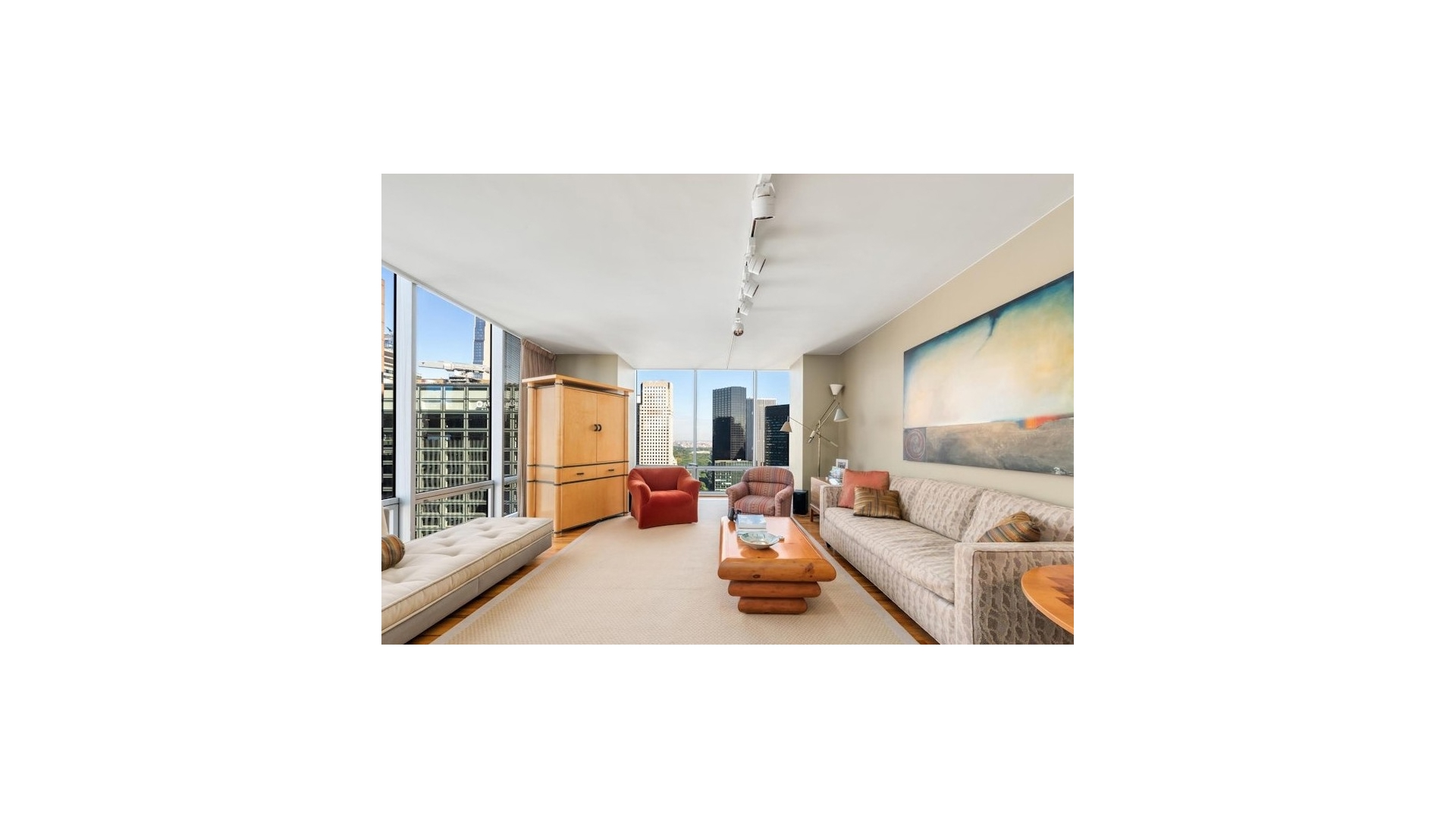 #4 photo, 641 5TH Avenue, Midtown East , NY 10022