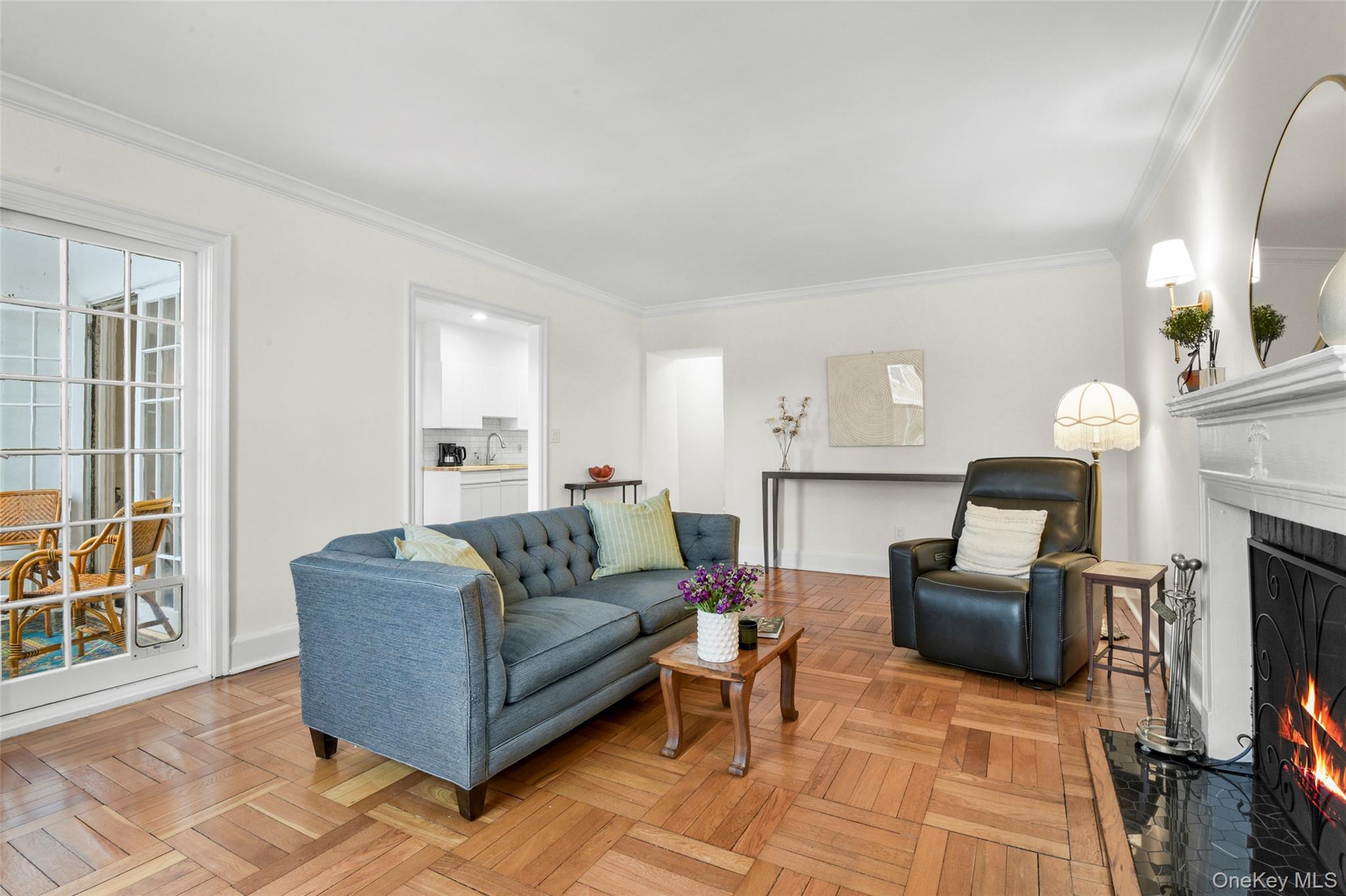 #18 photo, 910 Stuart Avenue, Mamaroneck , NY 10543