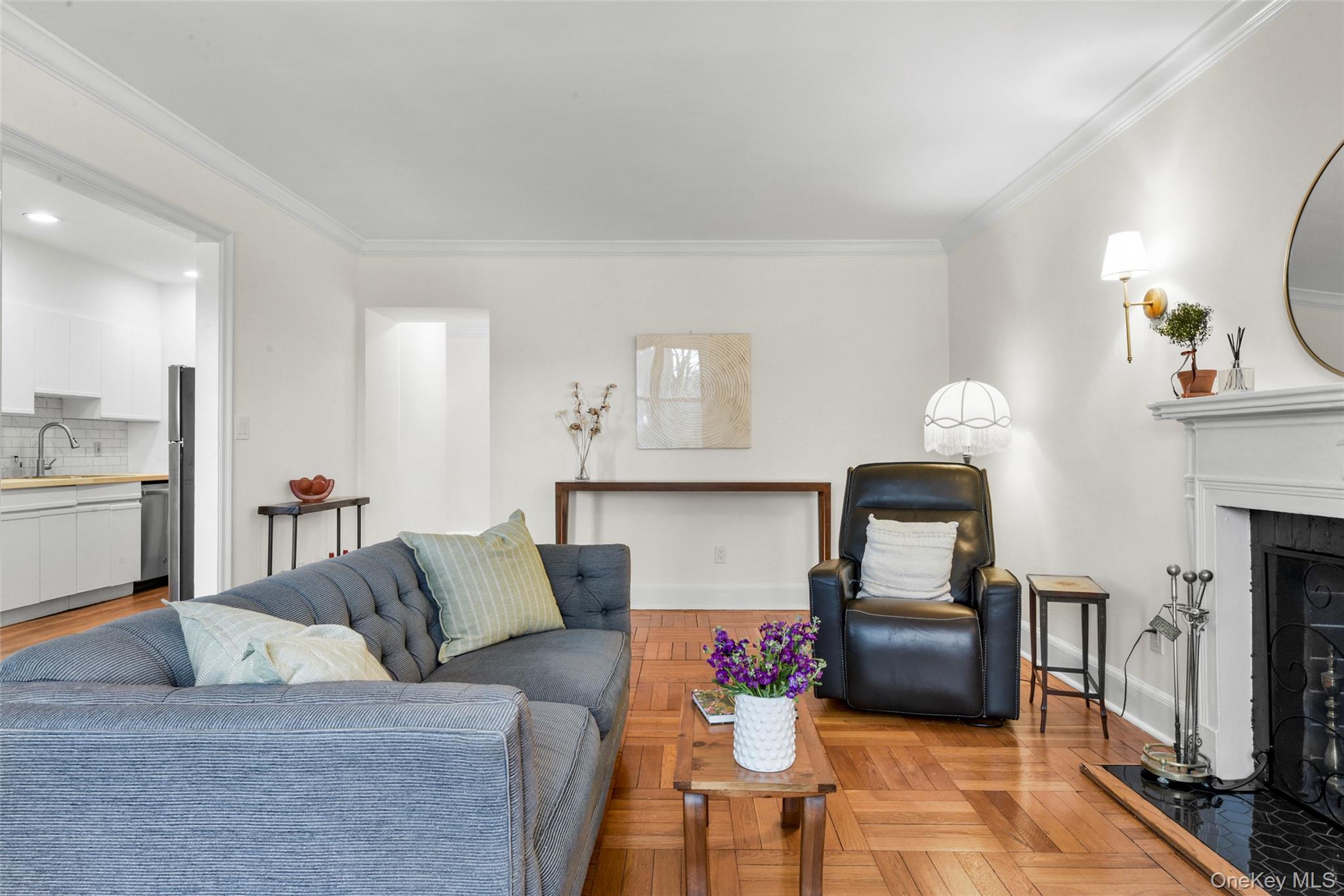 #20 photo, 910 Stuart Avenue, Mamaroneck , NY 10543