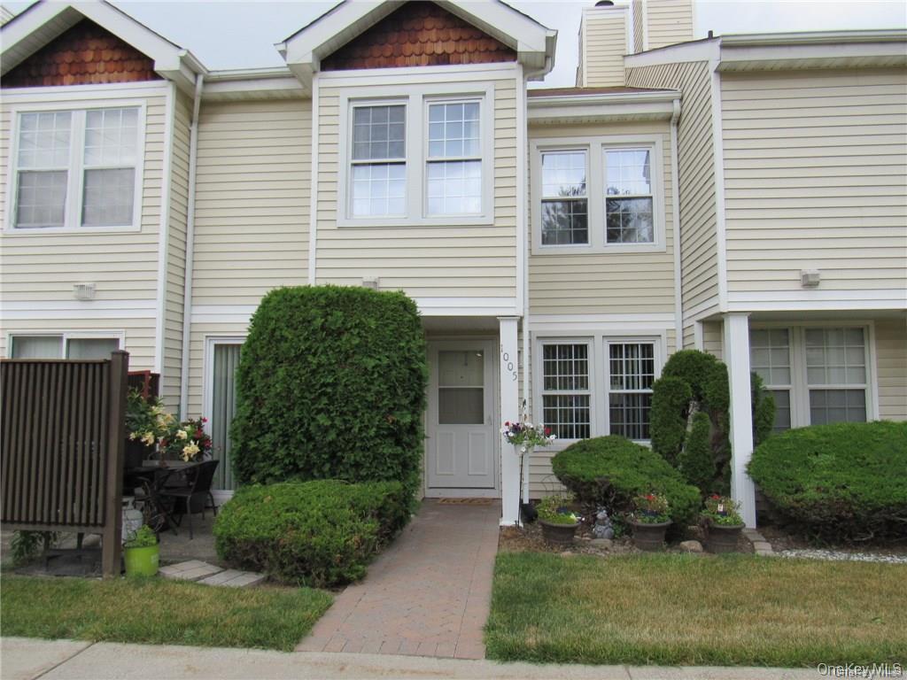 #1 photo, 1005 Whispering Hills, Chester , NY 10918