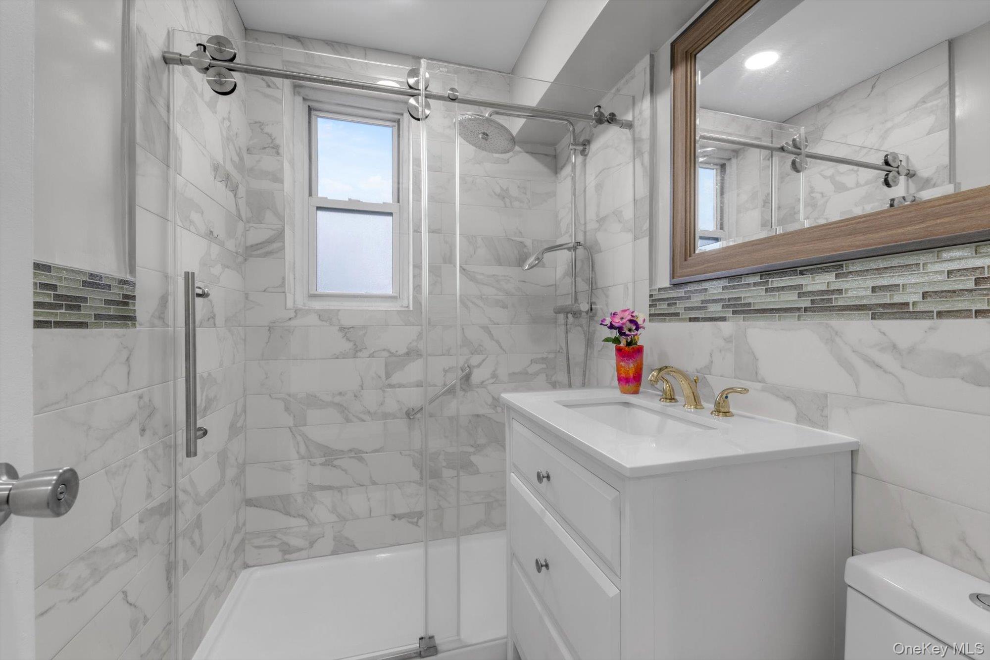 #12 photo, 18-70 211th Street, Bayside , NY 11360