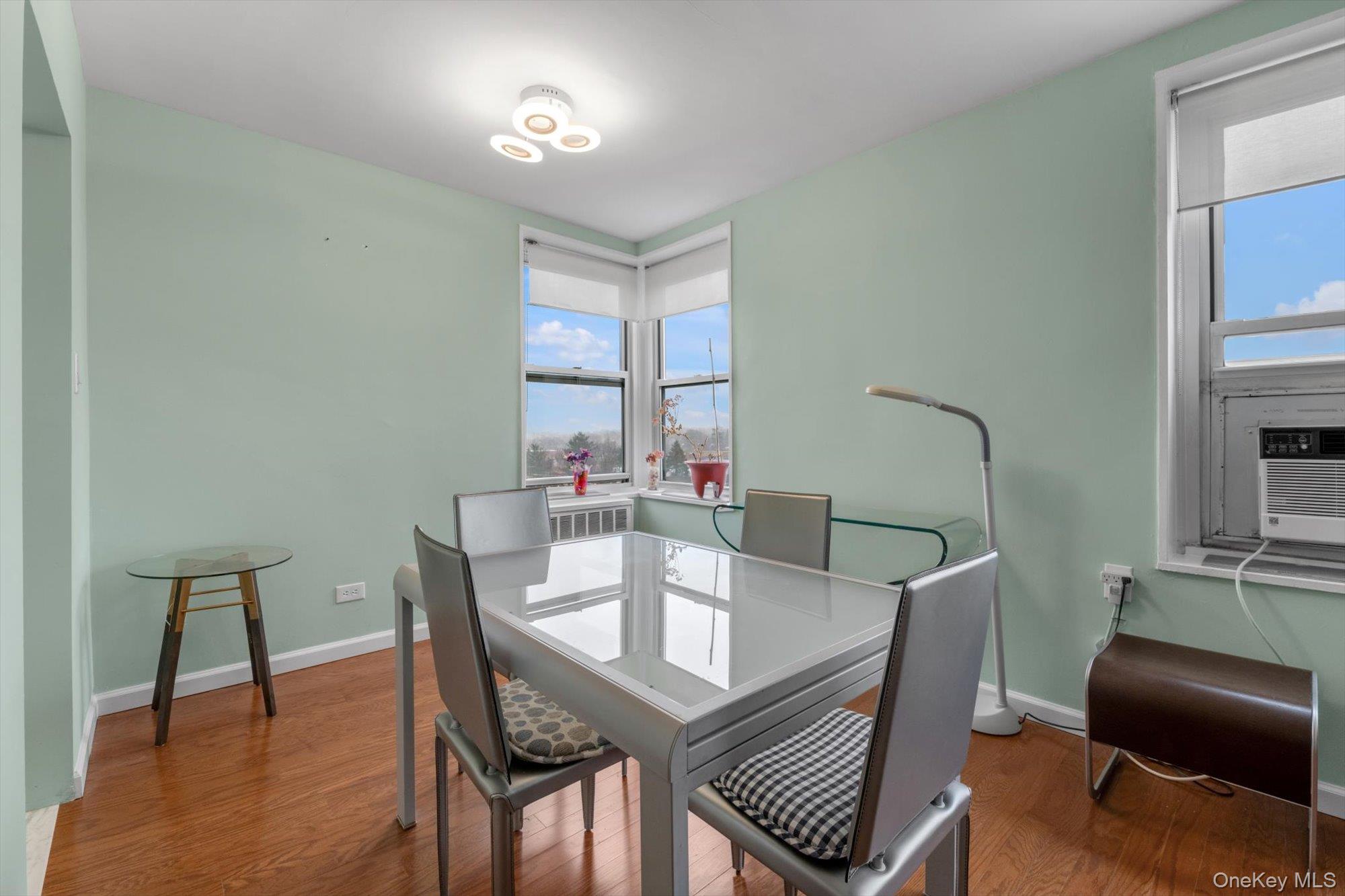 #7 photo, 18-70 211th Street, Bayside , NY 11360