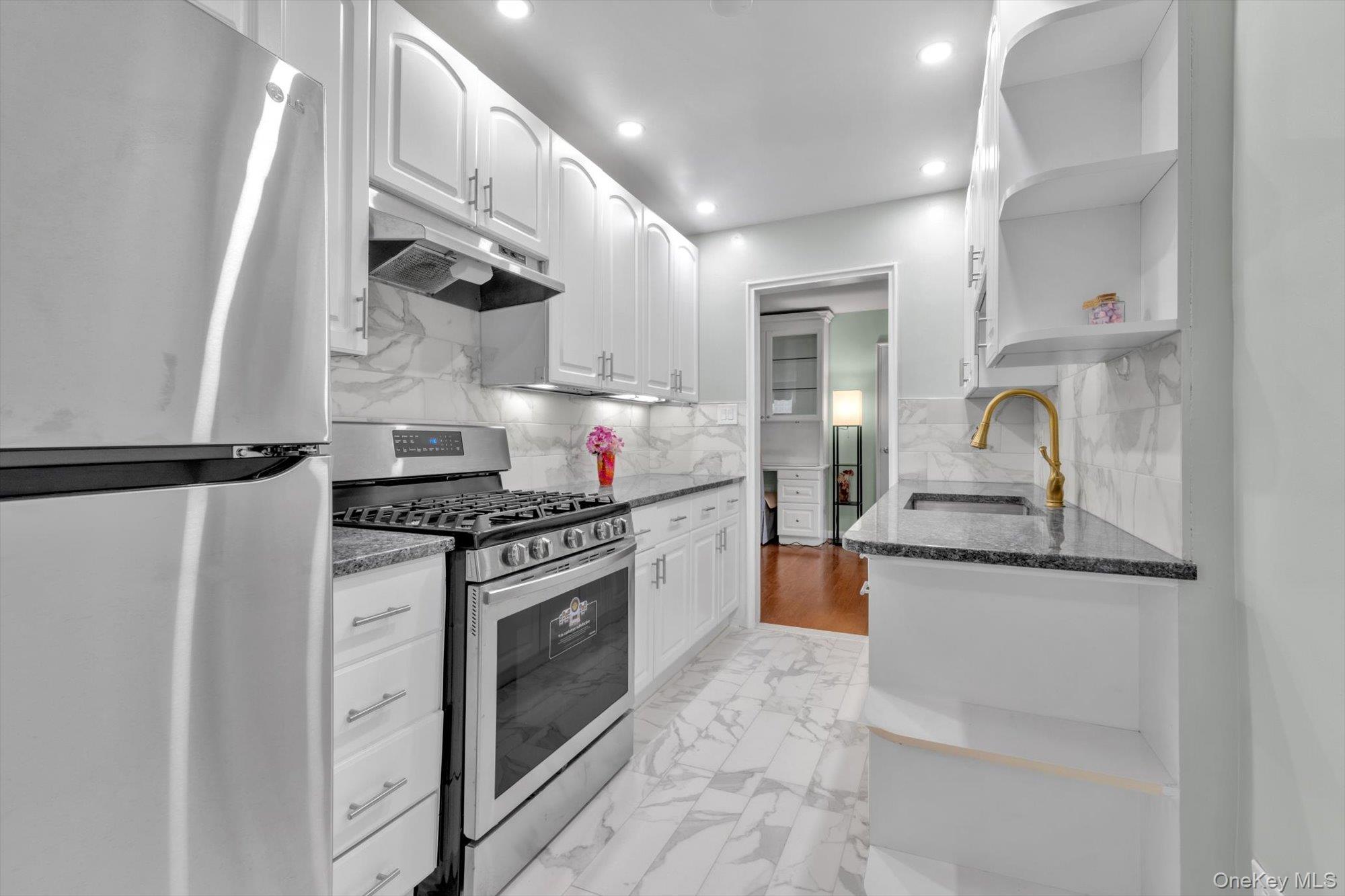 #8 photo, 18-70 211th Street, Bayside , NY 11360