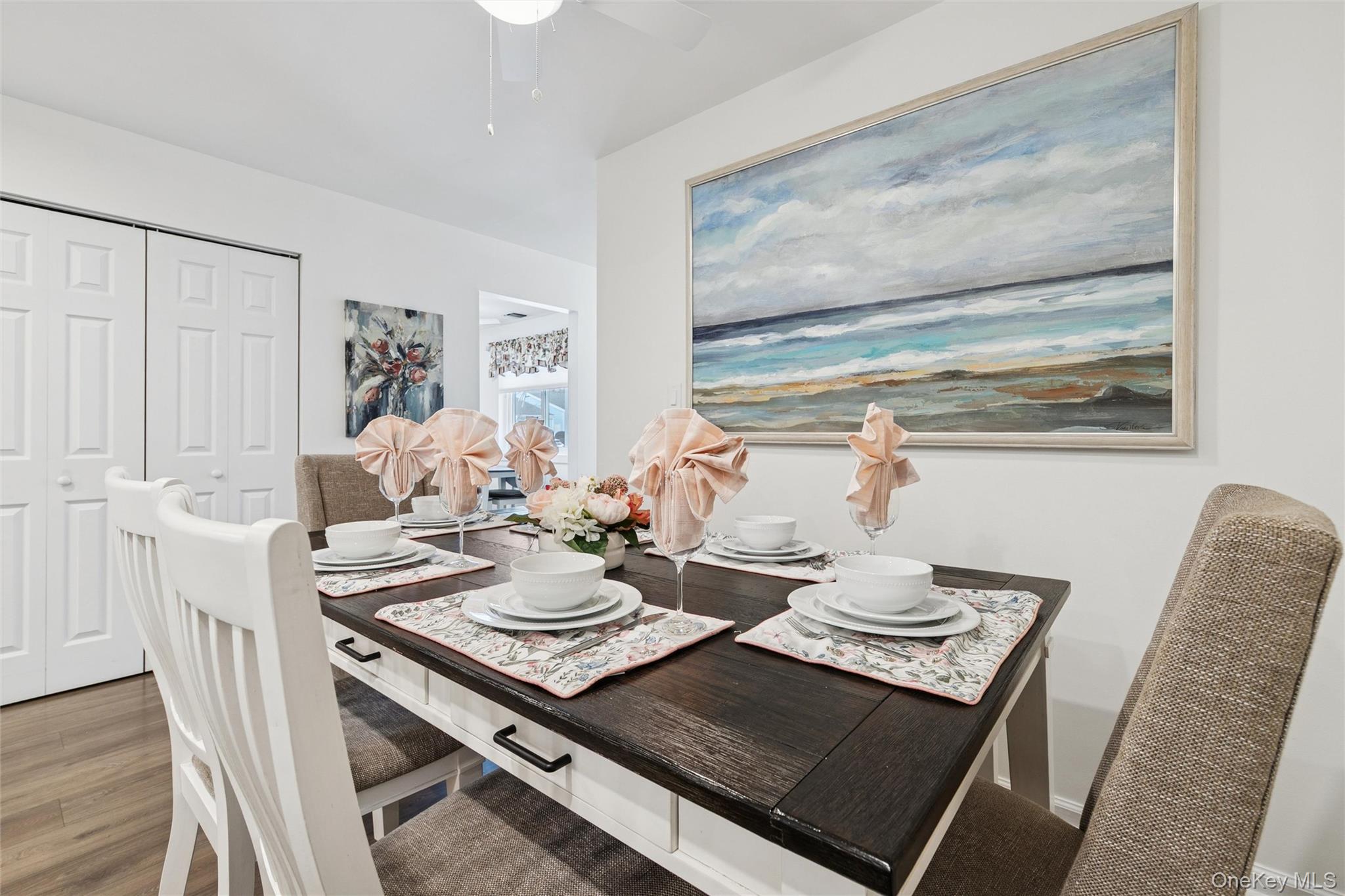 #5 photo, 201 Bentley Court, מחוז סאפוק Saint James , NY 11780