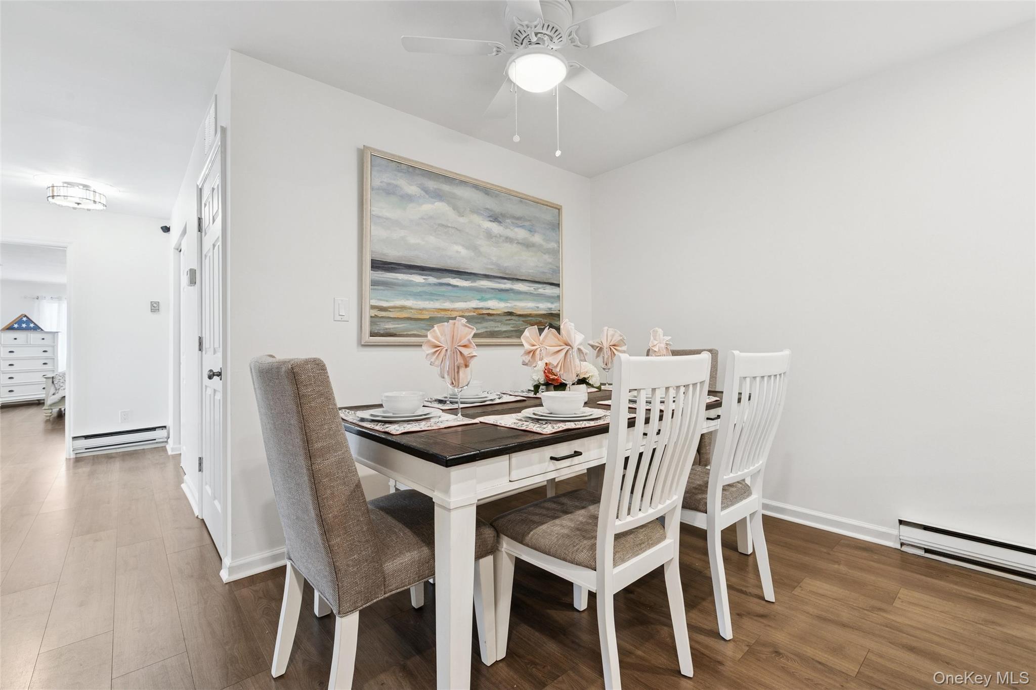 #6 photo, 201 Bentley Court, מחוז סאפוק Saint James , NY 11780