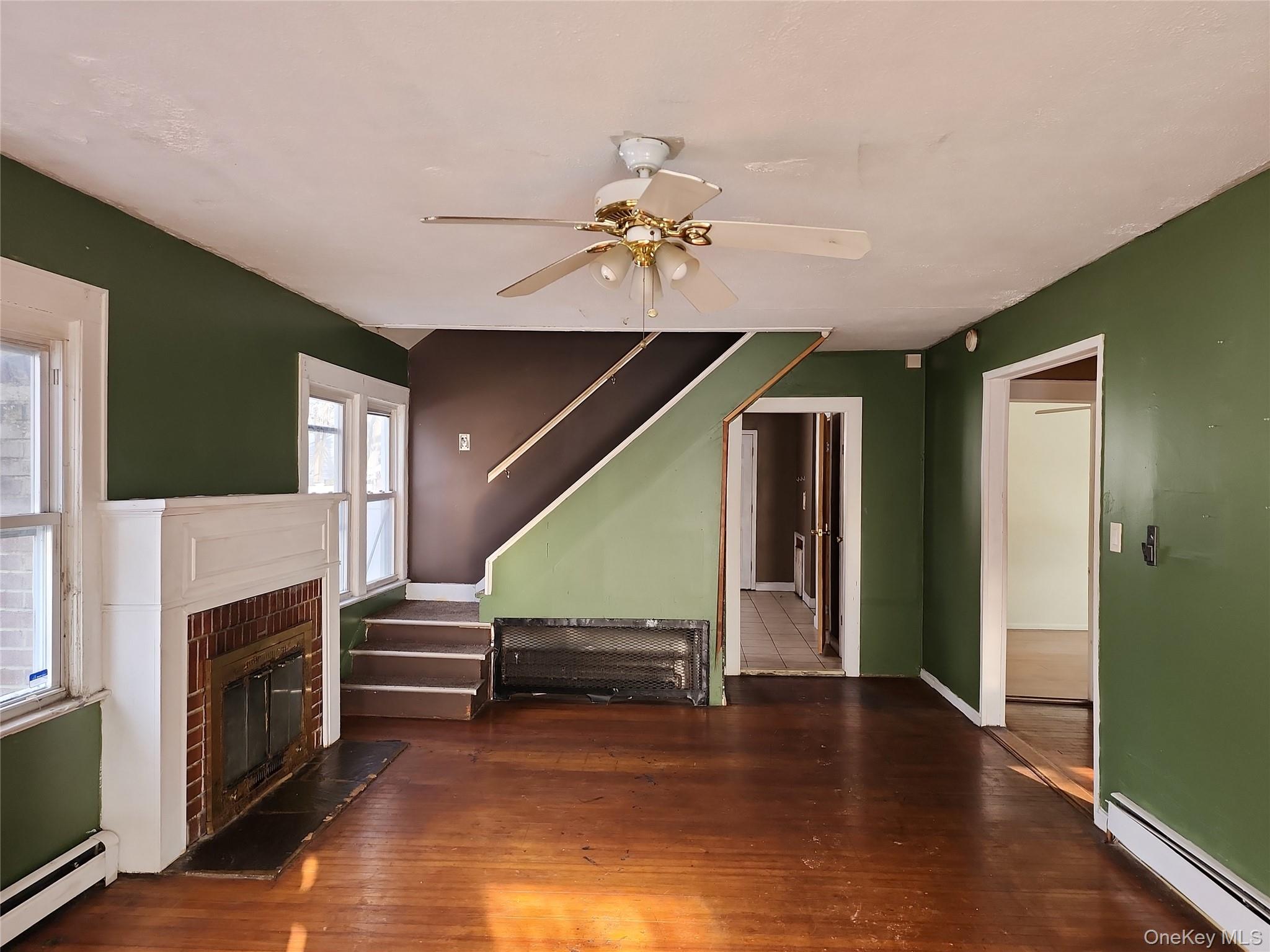 #3 photo, 34 Pineview Boulevard, Central Islip , NY 11722