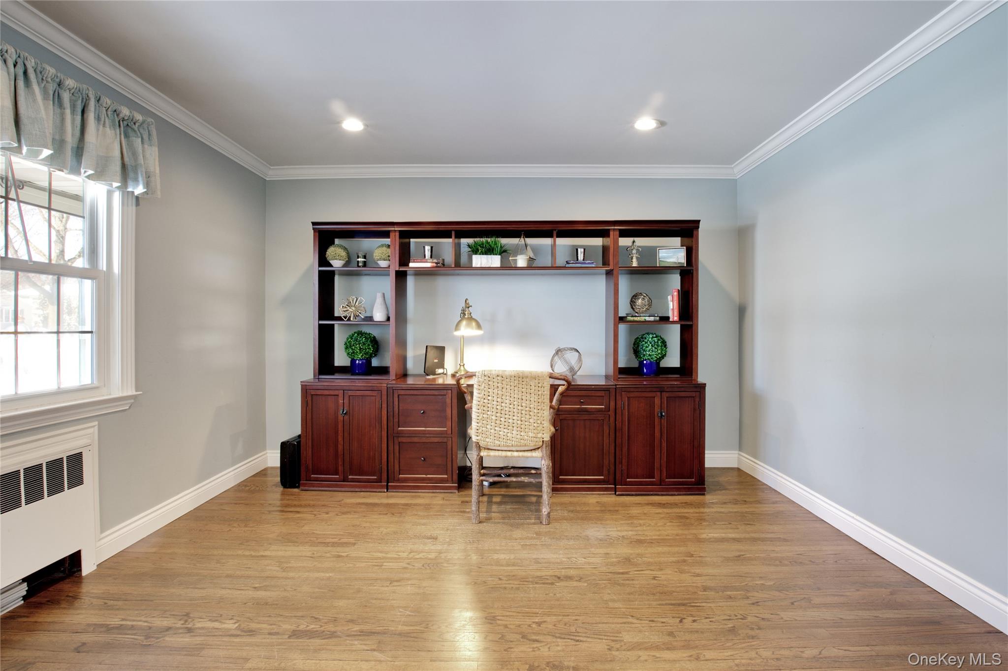 #13 photo, 27 Avalon Road, Garden City , NY 11530