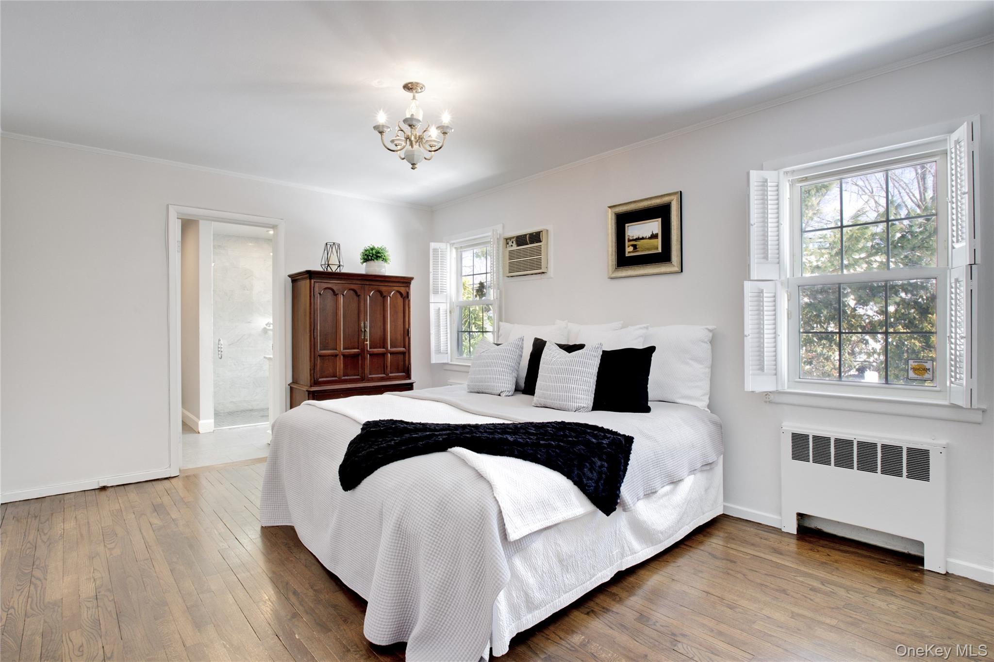 #14 photo, 27 Avalon Road, Garden City , NY 11530