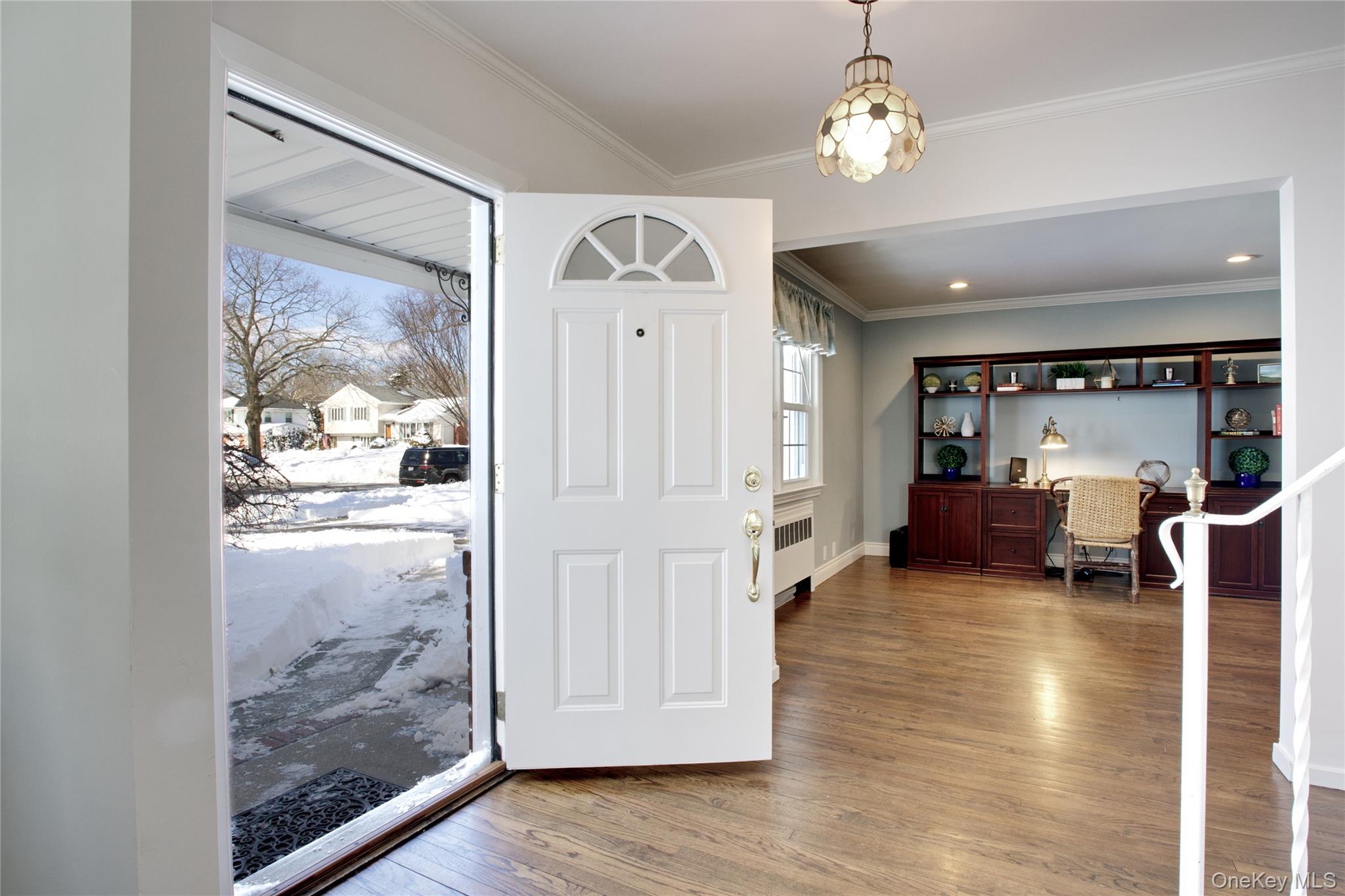 #6 photo, 27 Avalon Road, Garden City , NY 11530