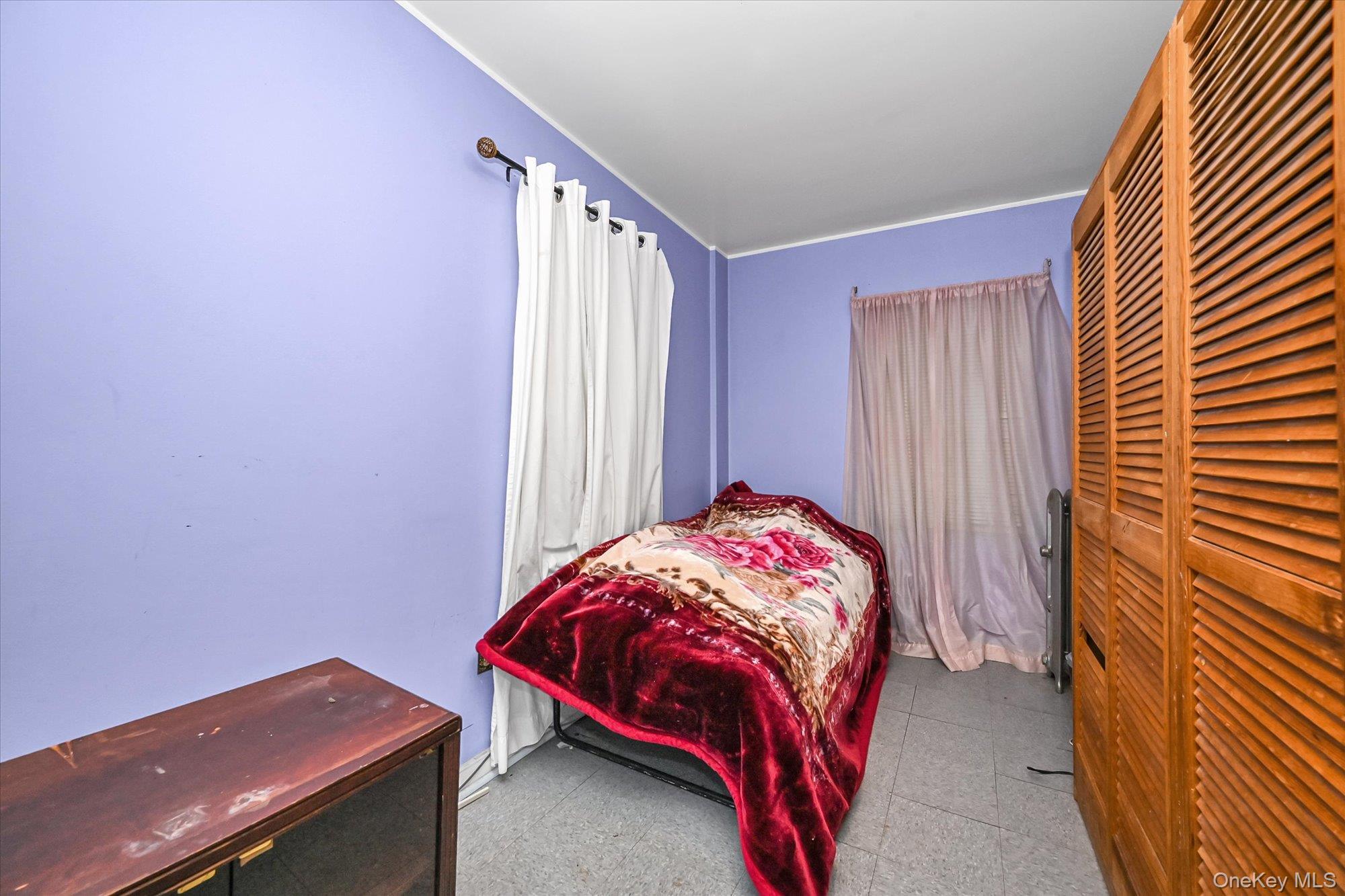 #13 photo, 91-29 217th Street, কুইন্‌স Queens Village , NY 11428