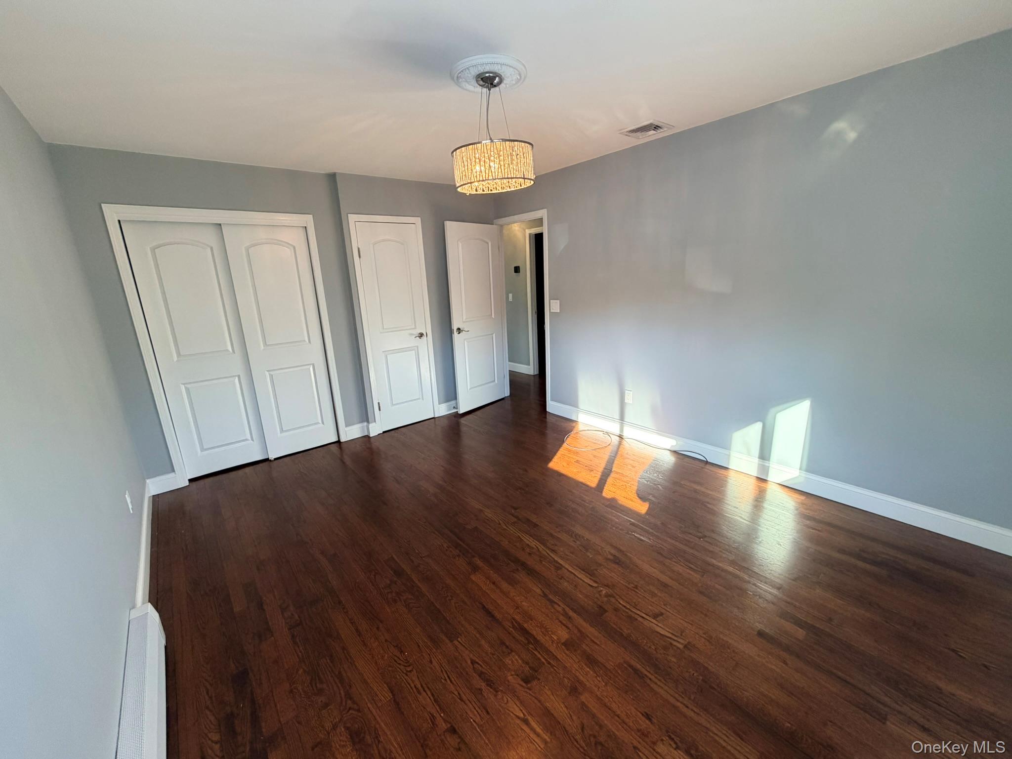 #11 photo, 2002 City Avenue, Merrick , NY 11566