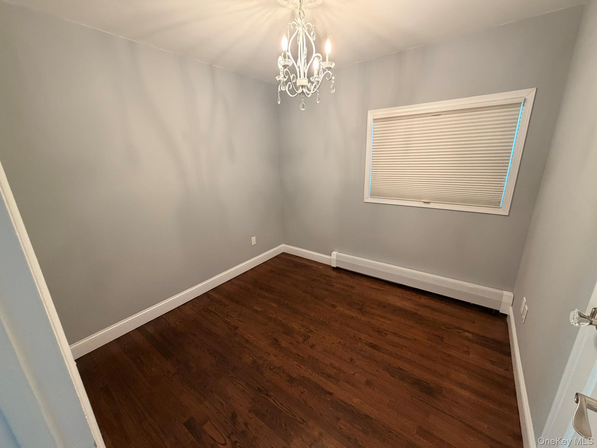 #8 photo, 2002 City Avenue, Merrick , NY 11566