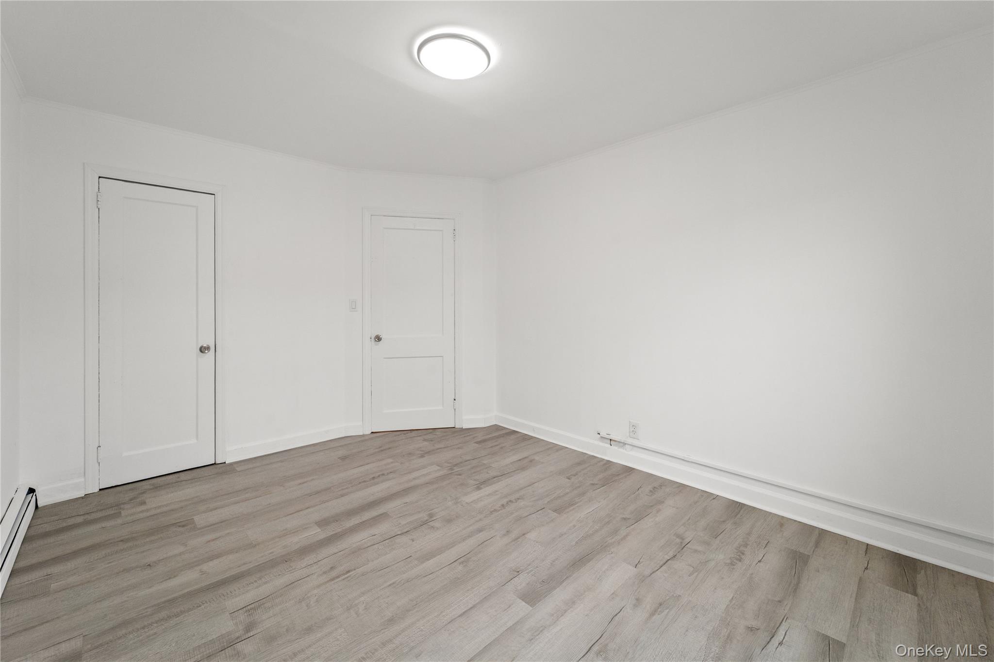 #18 photo, 181 S Alleghany Avenue, Lindenhurst , NY 11757