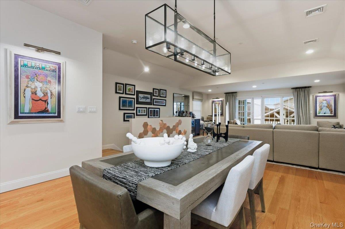 #8 photo, 97 Wisconsin Street, Long Beach , NY 11561