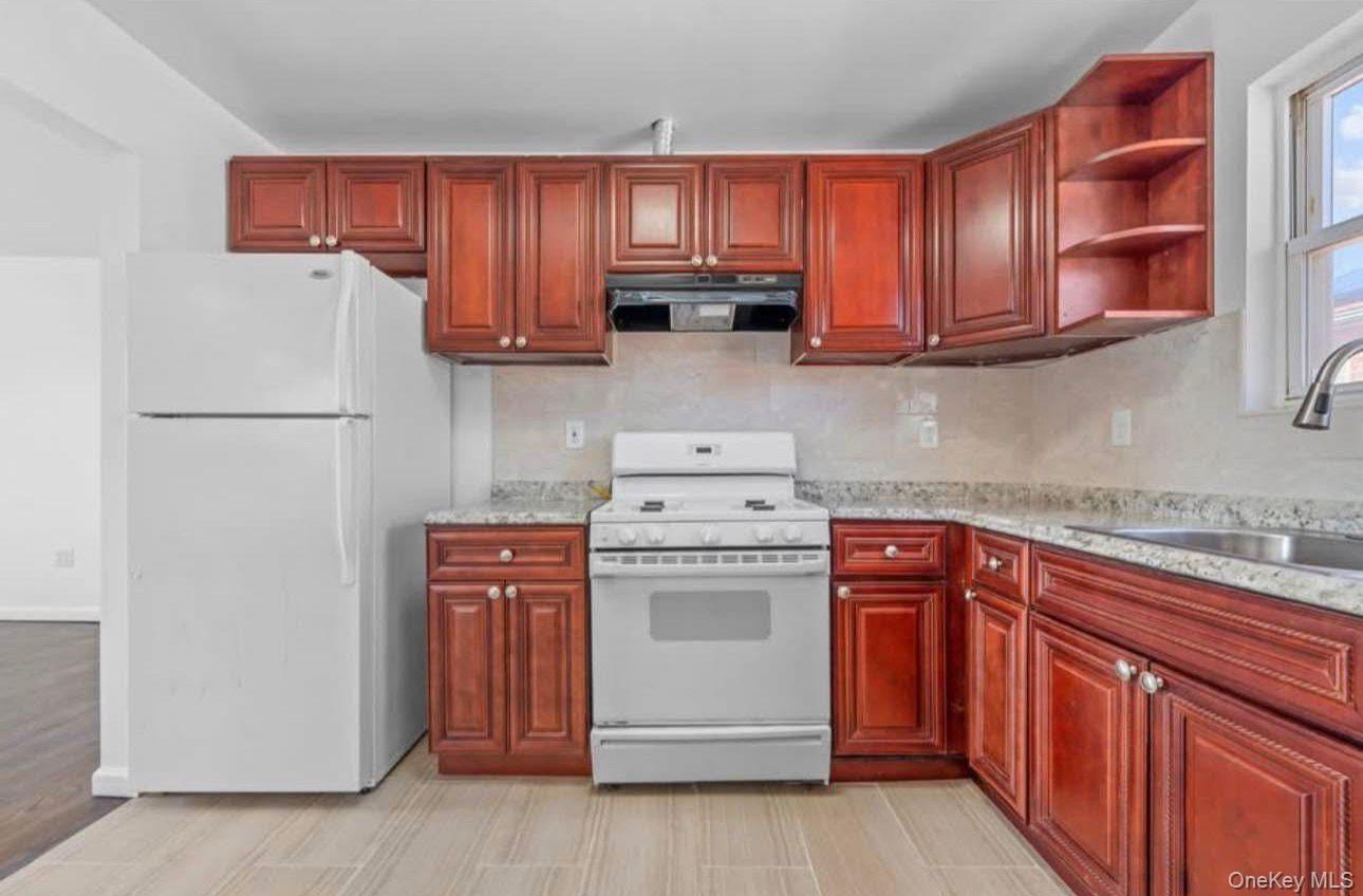 #4 photo, 147-20 223rd Street, Springfield Gardens , NY 11413