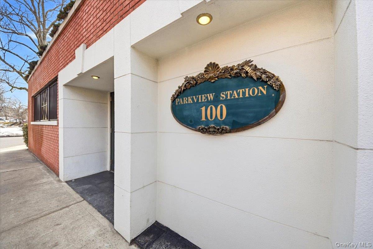 #2 photo, 100 Sheldrake Place, Mamaroneck , NY 10543